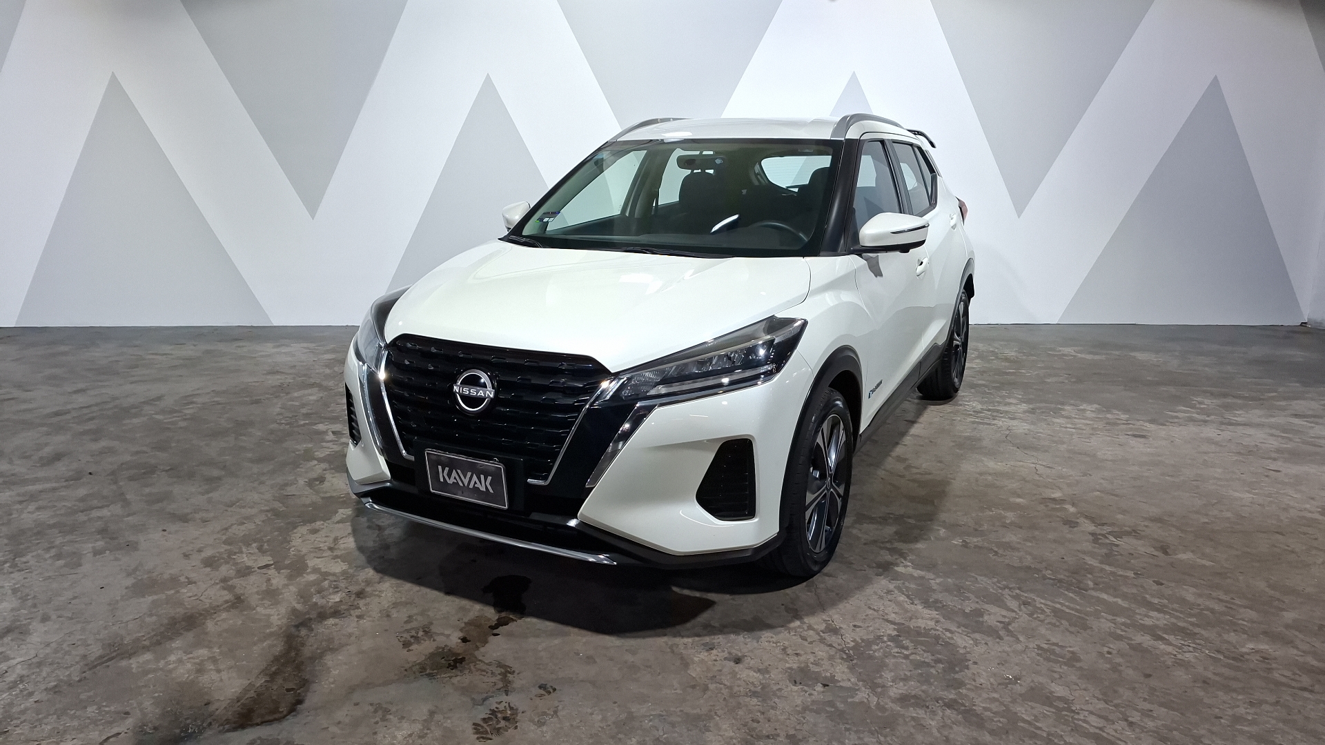 Nissan Kicks Play 2026