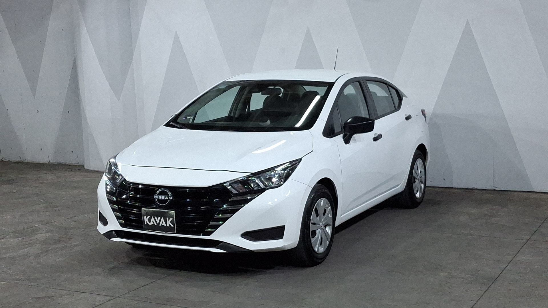 Nissan Versa 2025