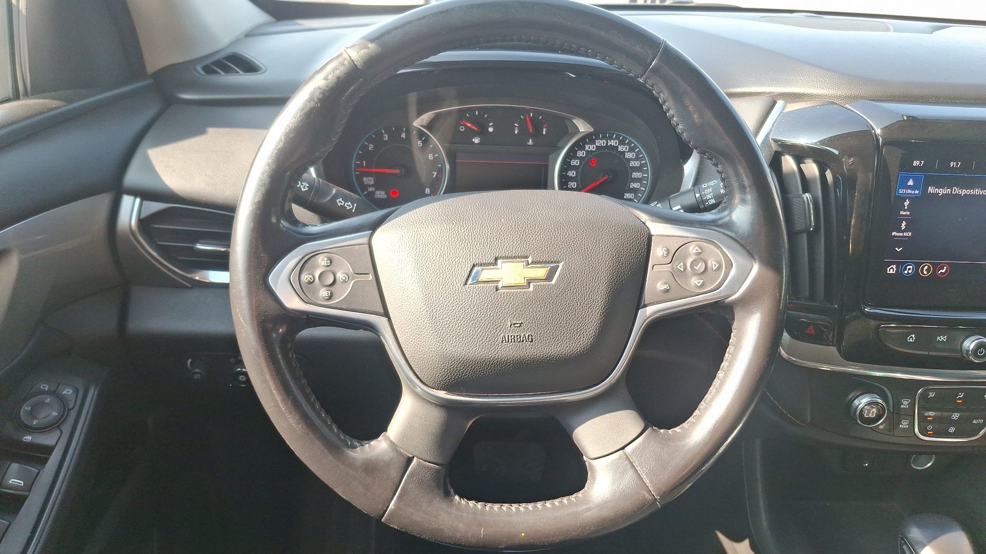Chevrolet Traverse — foto 8 de 16
