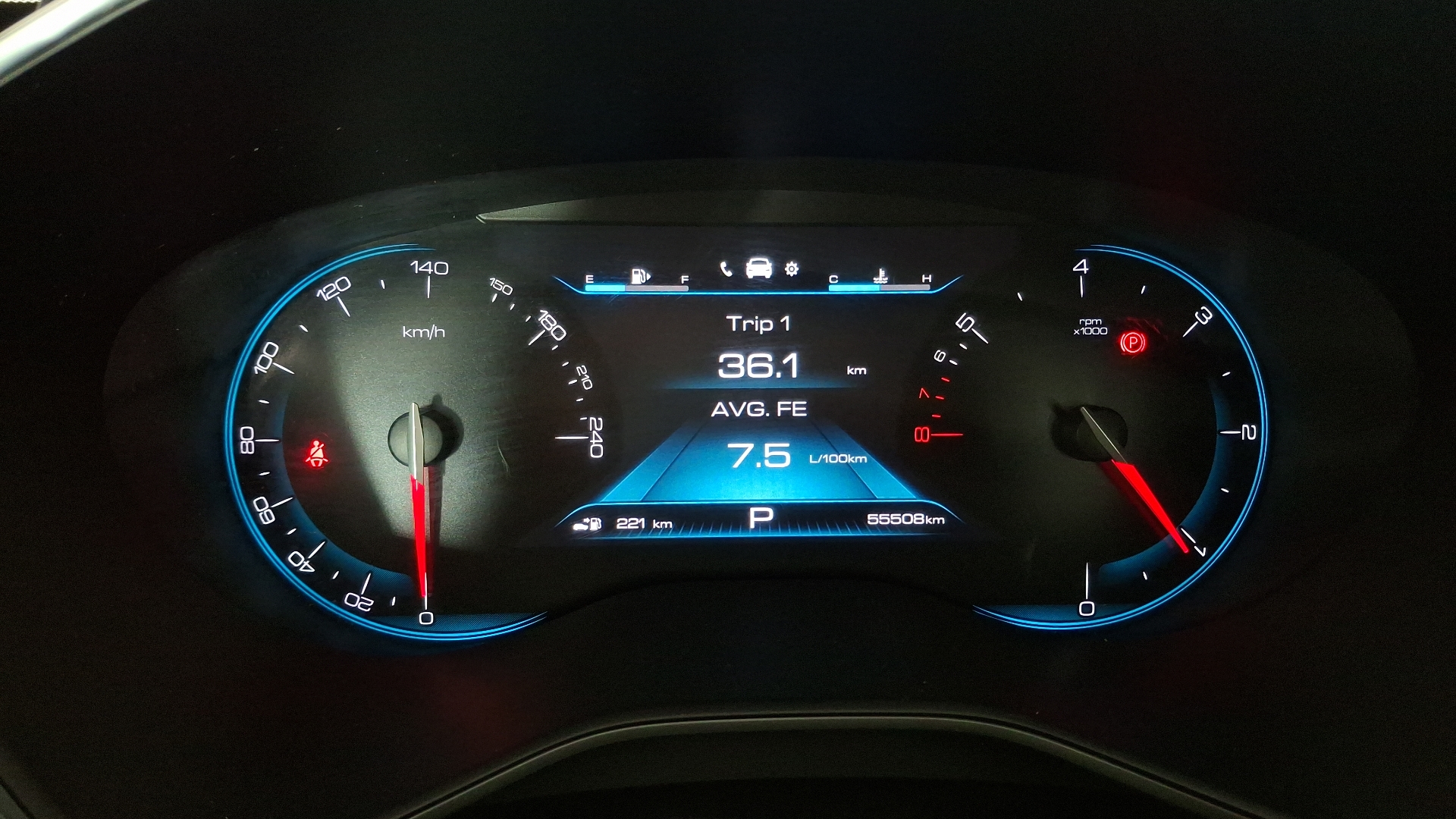 Chevrolet Captiva — foto 9 de 18