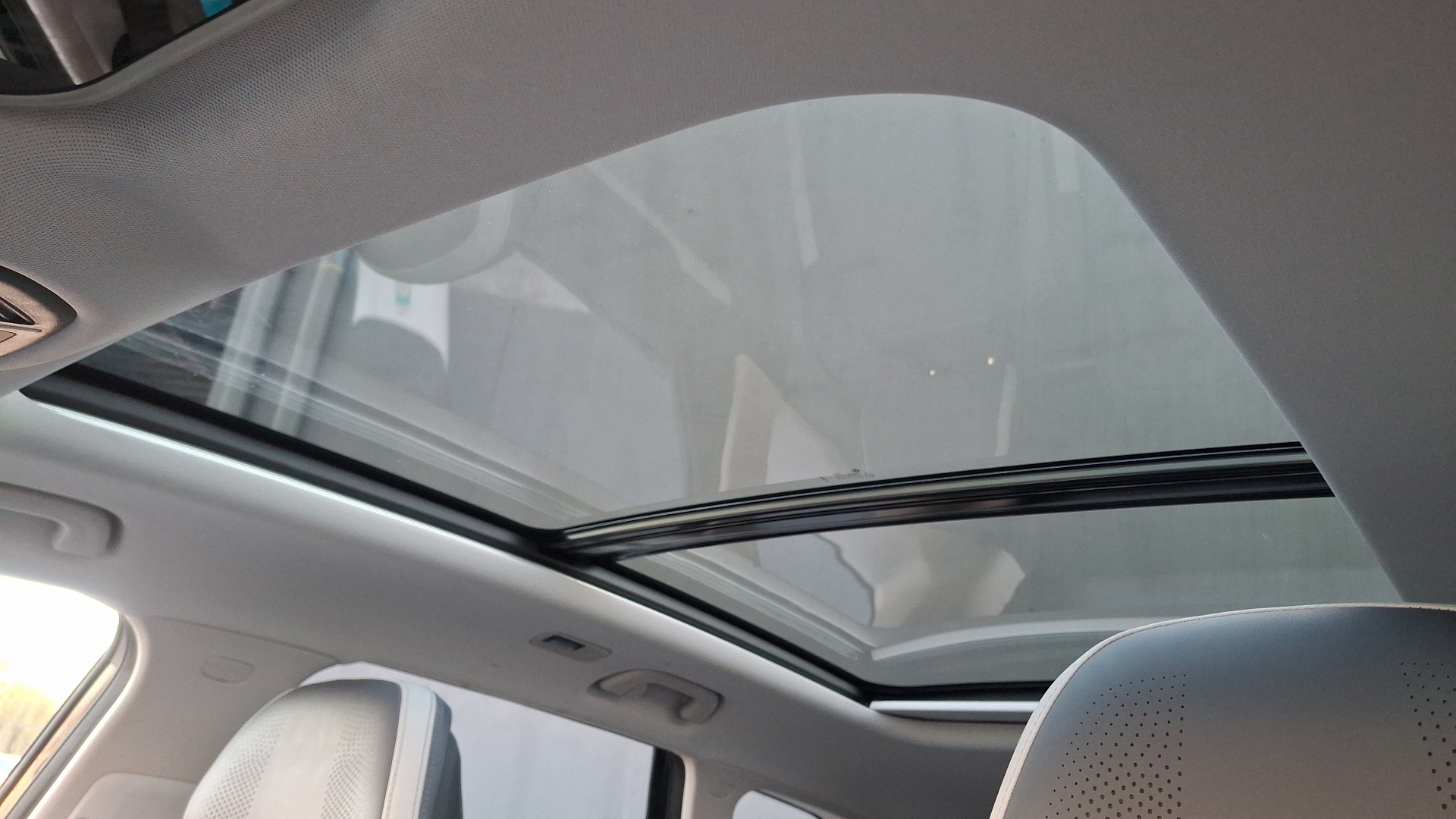 Geely Starray — foto 13 de 17