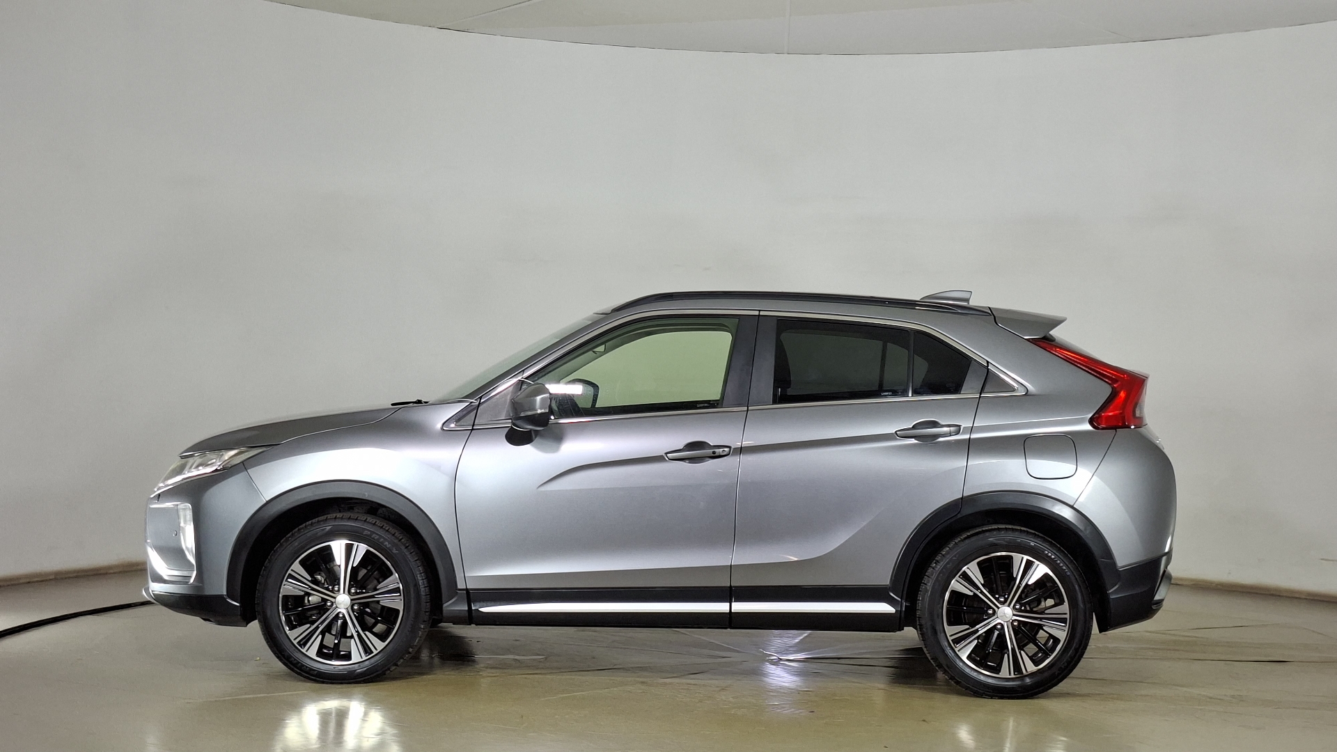 Mitsubishi Eclipse Cross — foto 7 de 17