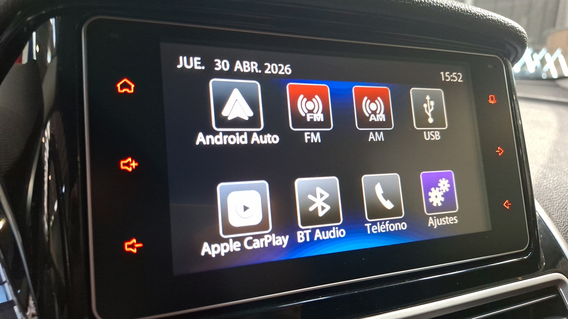 Mitsubishi Eclipse Cross — foto 10 de 17