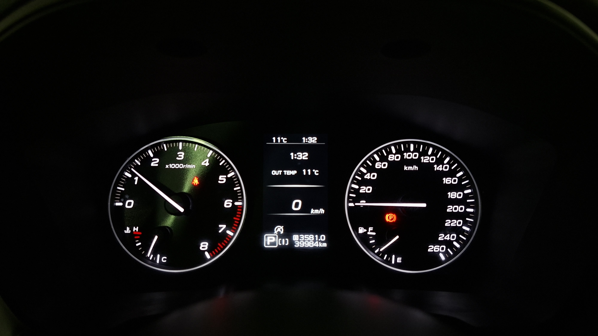 Subaru Outback — foto 10 de 17