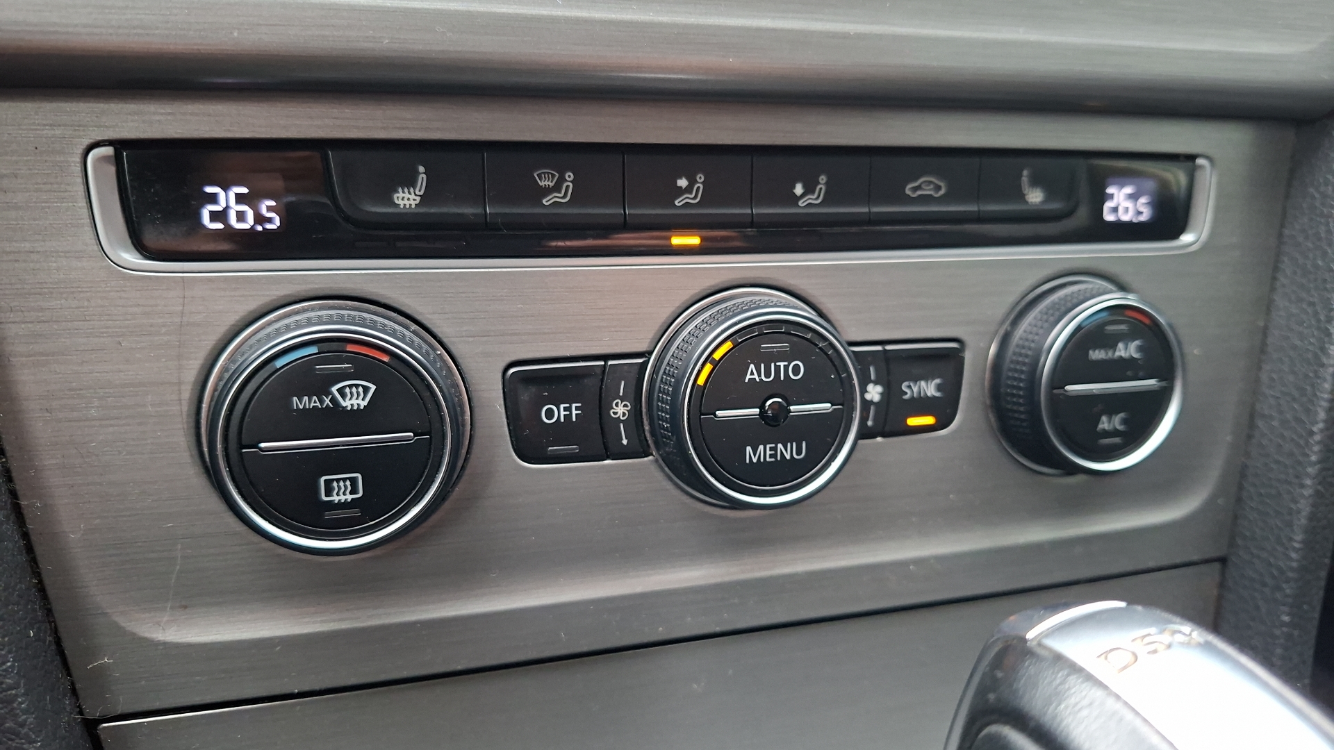 Volkswagen Golf — foto 14 de 14
