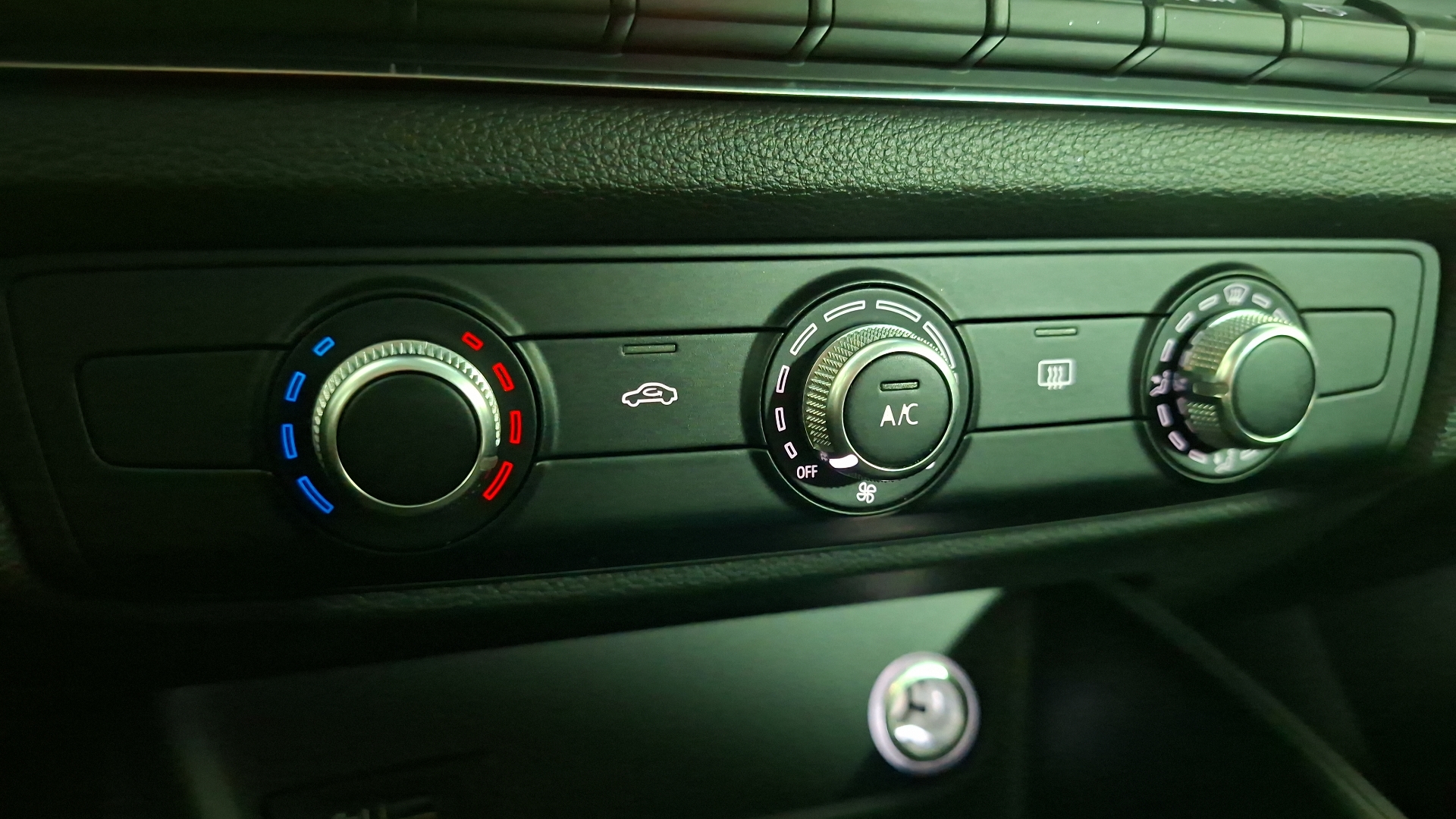 Audi A3 — foto 16 de 17