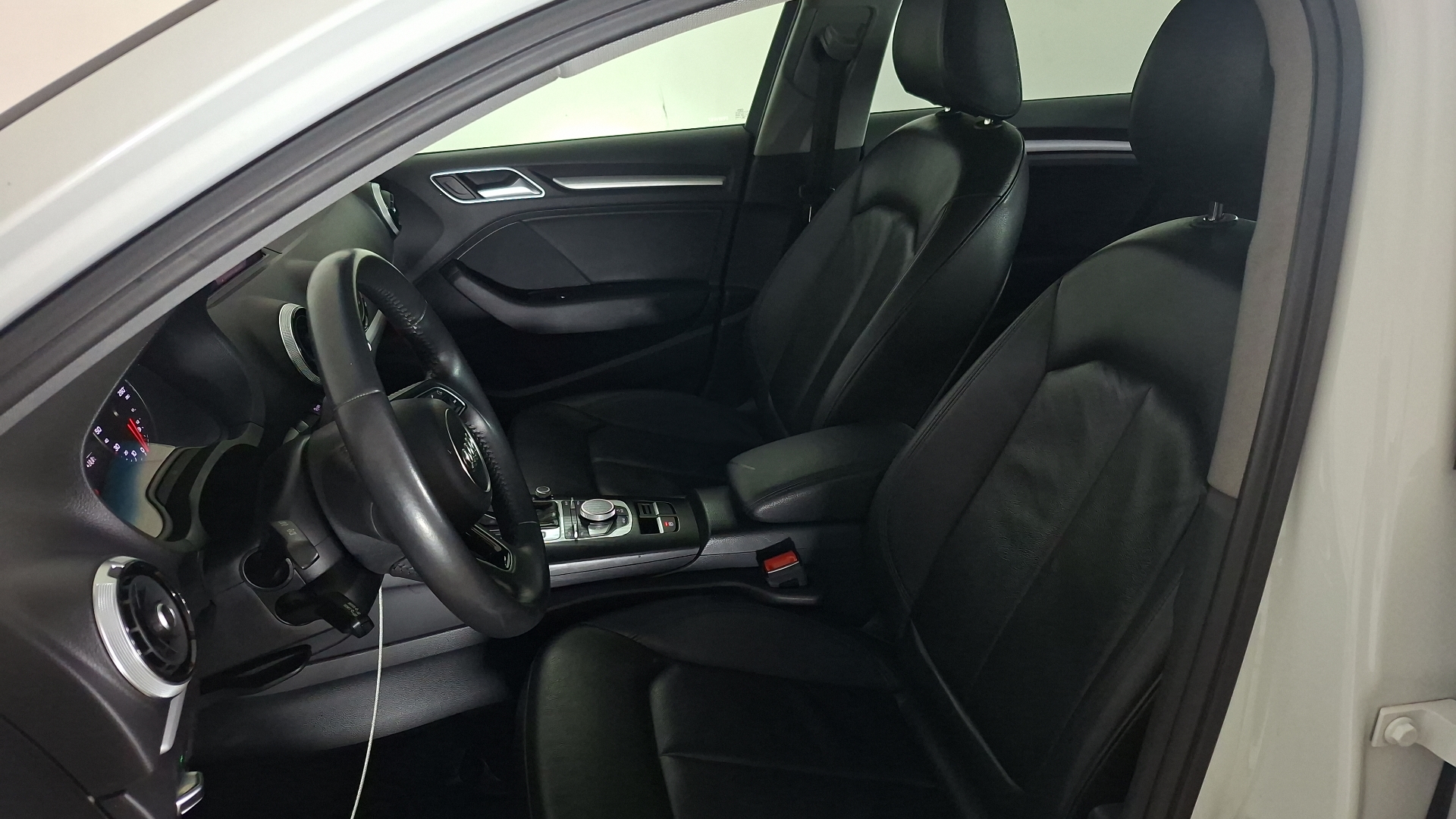 Audi A3 — foto 14 de 17