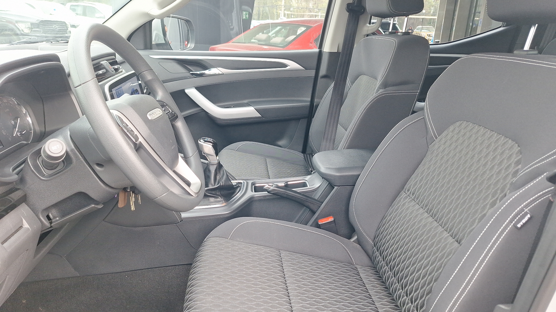 Maxus T60 — foto 14 de 15