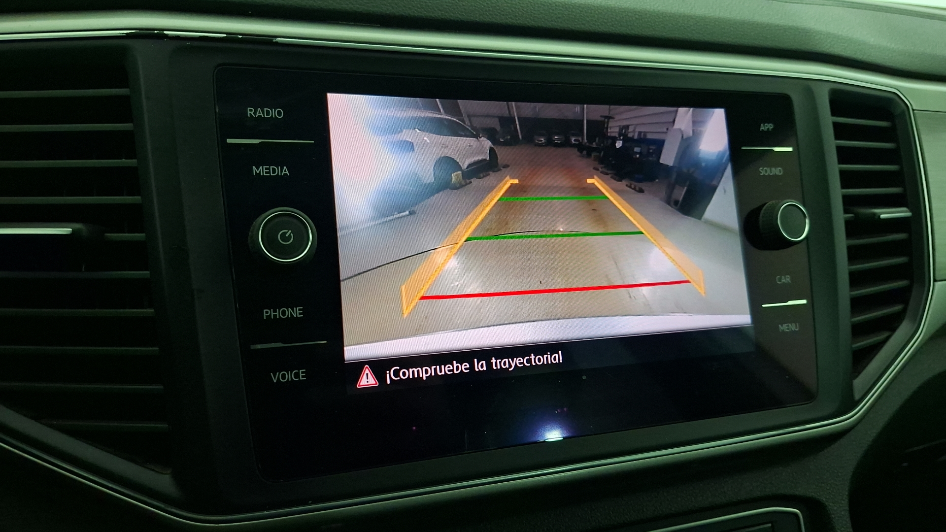Volkswagen Atlas — foto 13 de 18