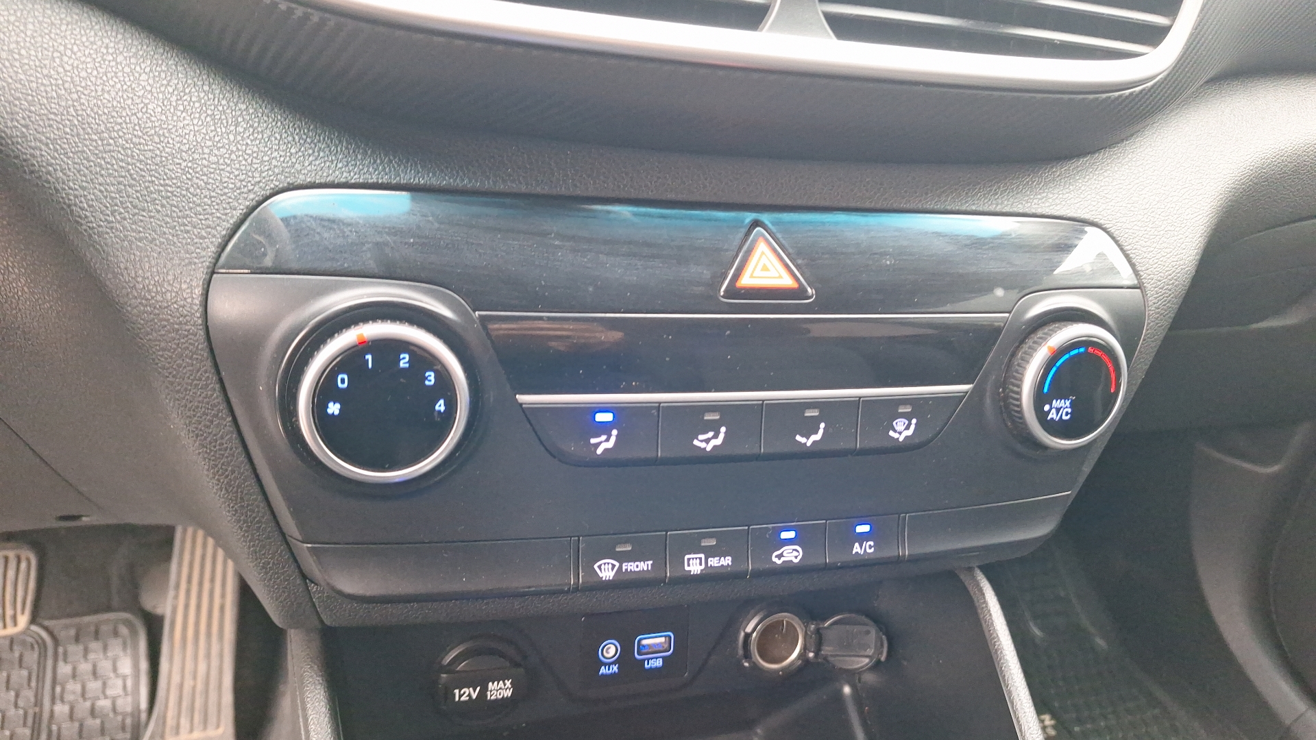 Hyundai Tucson — foto 15 de 15