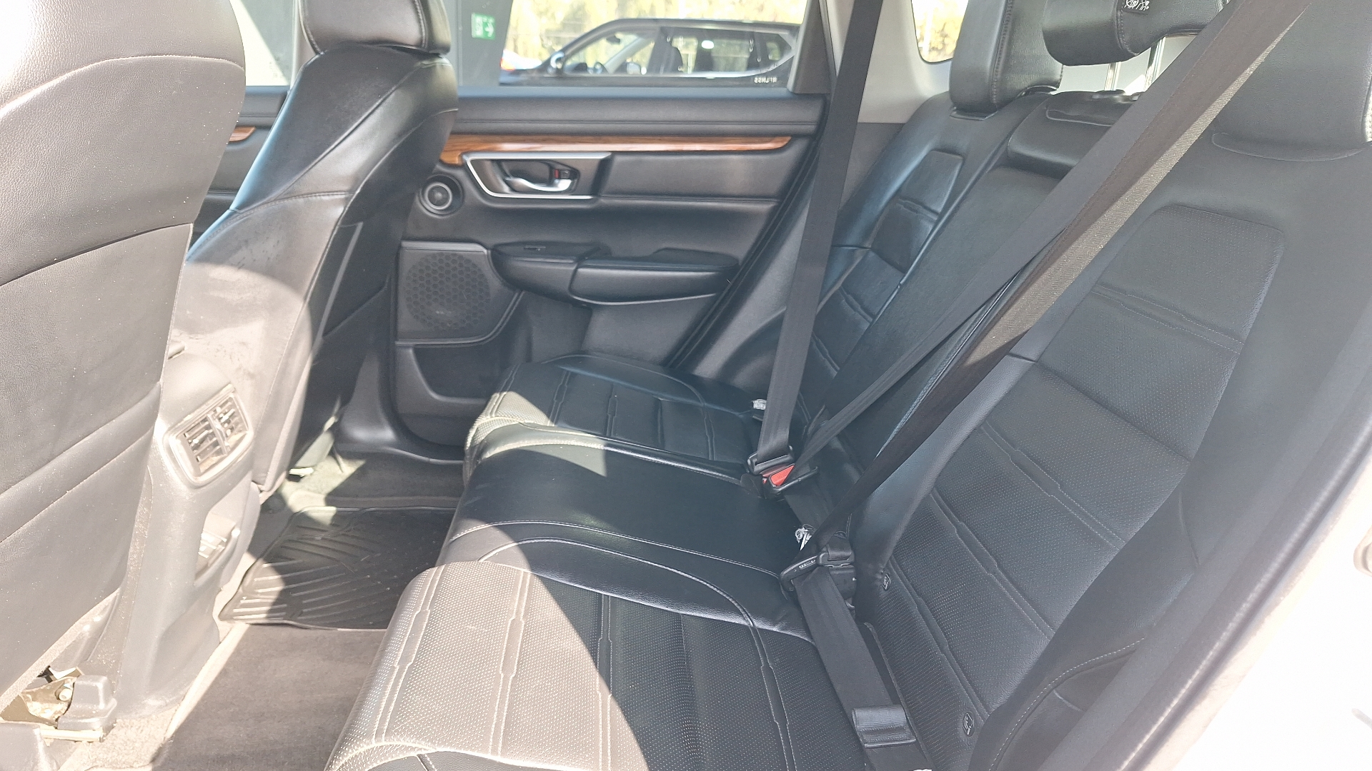 Honda CR-V — foto 14 de 16