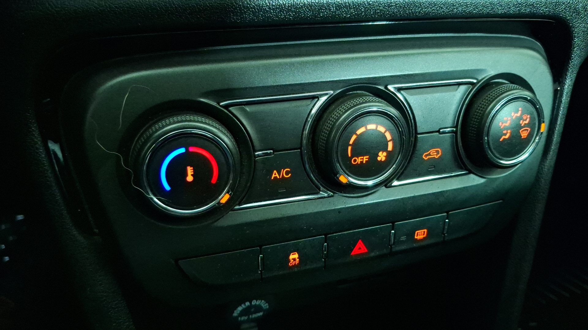 Chery Tiggo 2 — foto 15 de 16
