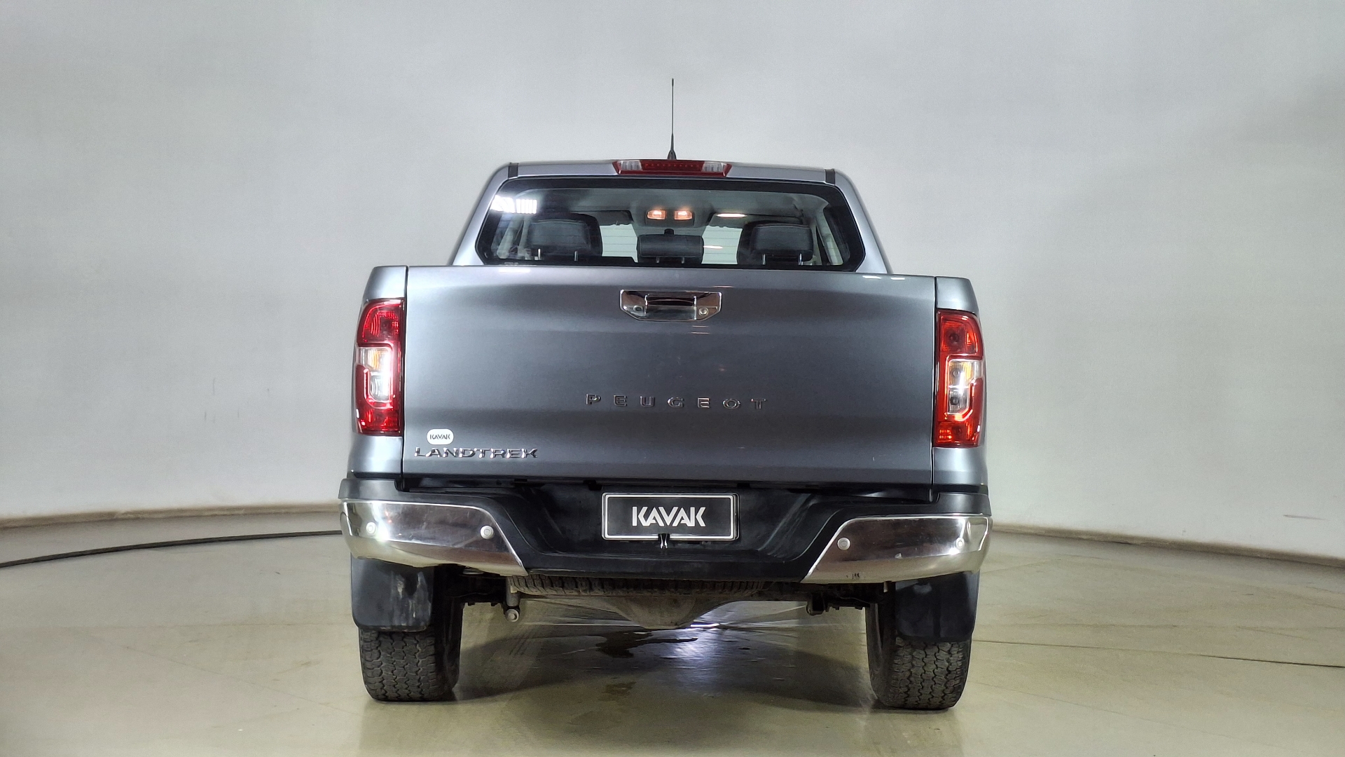 Peugeot Landtrek — foto 5 de 16