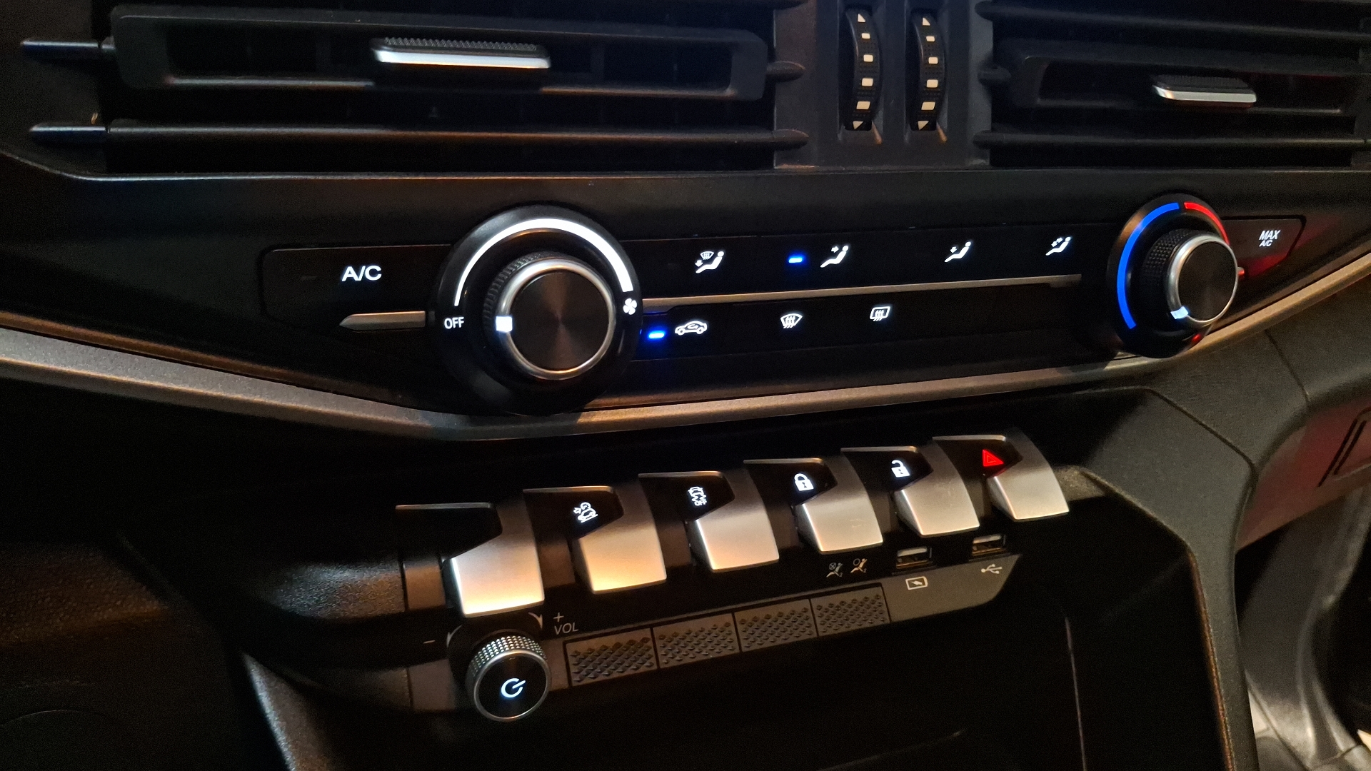 Peugeot Landtrek — foto 15 de 16