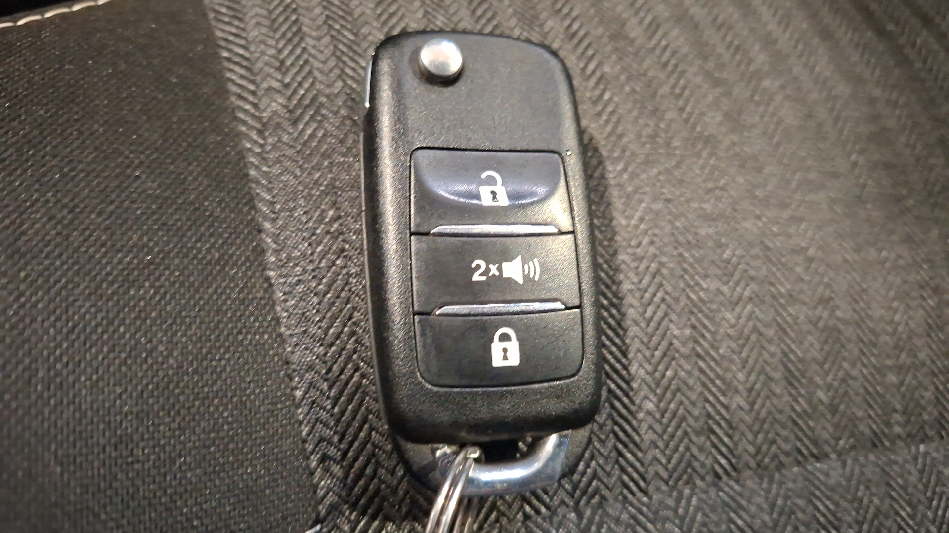 Peugeot Landtrek — foto 17 de 17