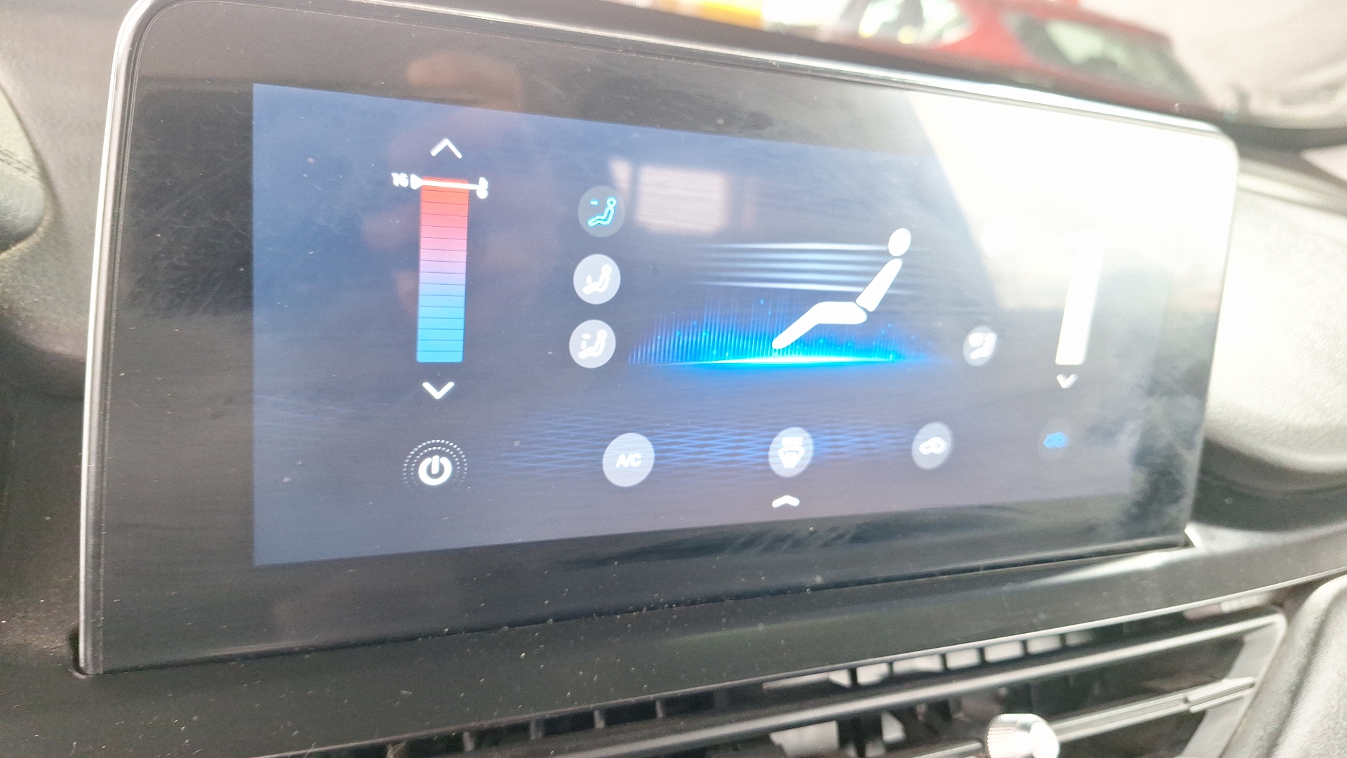 Chery Tiggo 8 — foto 14 de 14