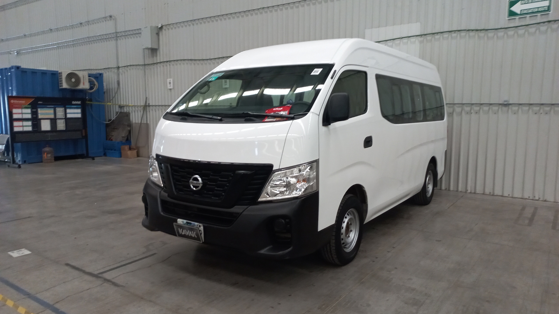 Nissan NV350 Urvan 2021