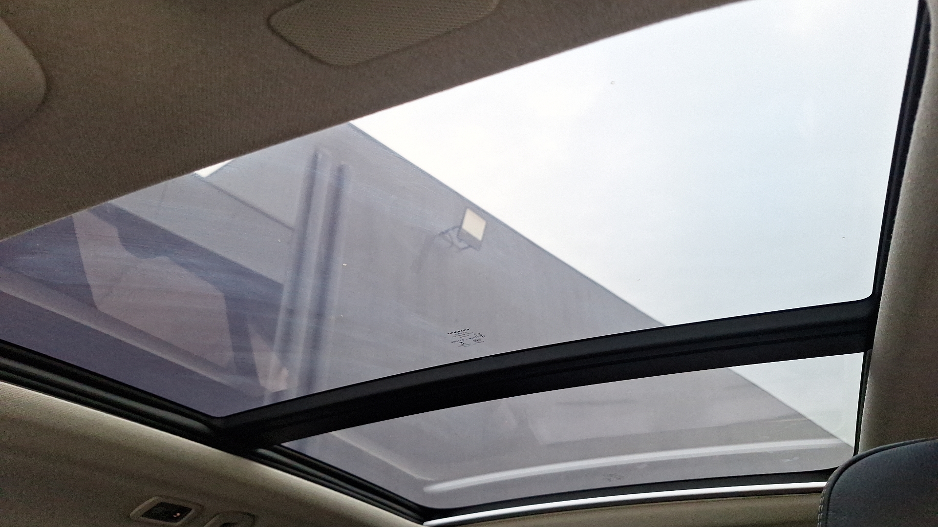 Volvo XC40 — foto 13 de 16