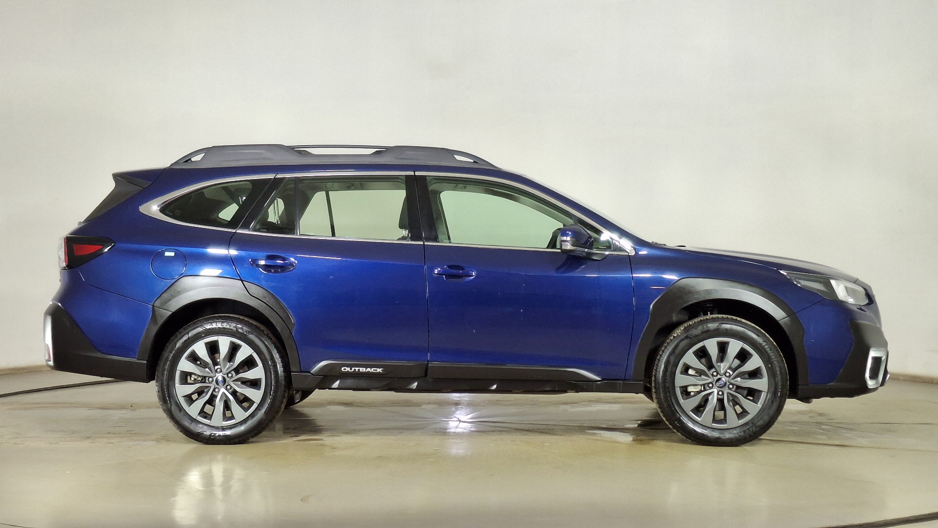 Subaru Outback — foto 4 de 16