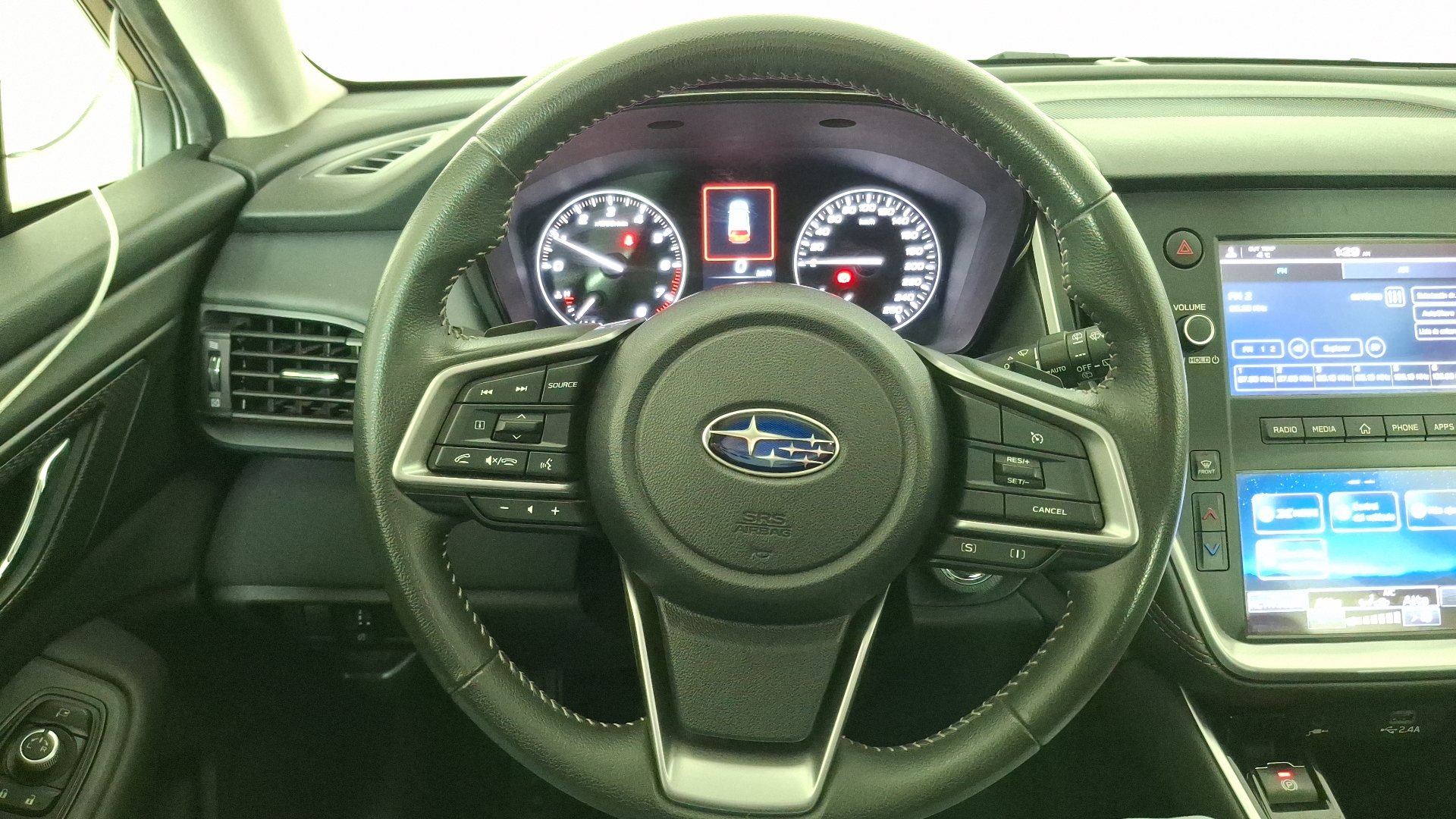 Subaru Outback — foto 8 de 16