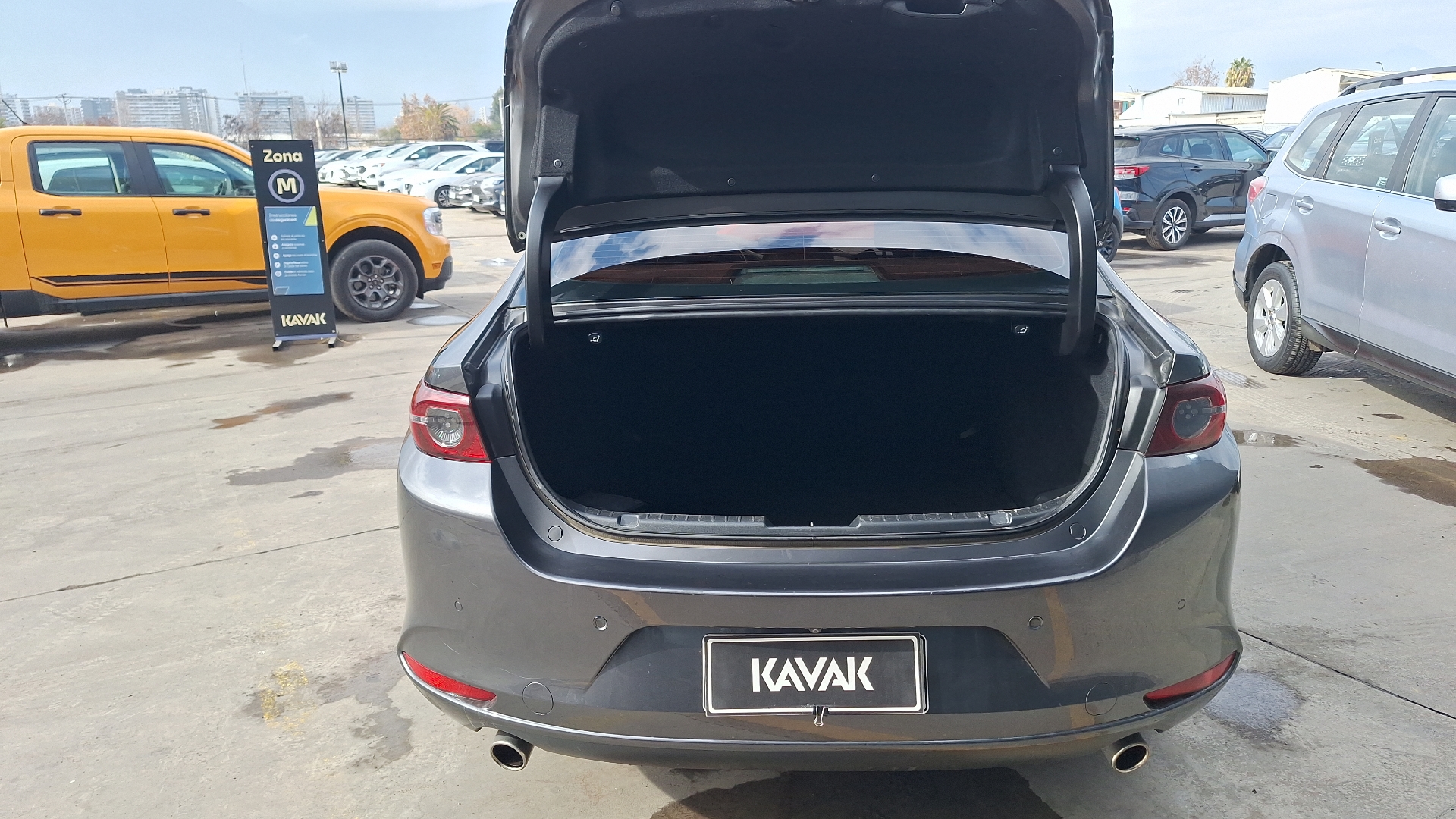 Mazda 3 — foto 4 de 16