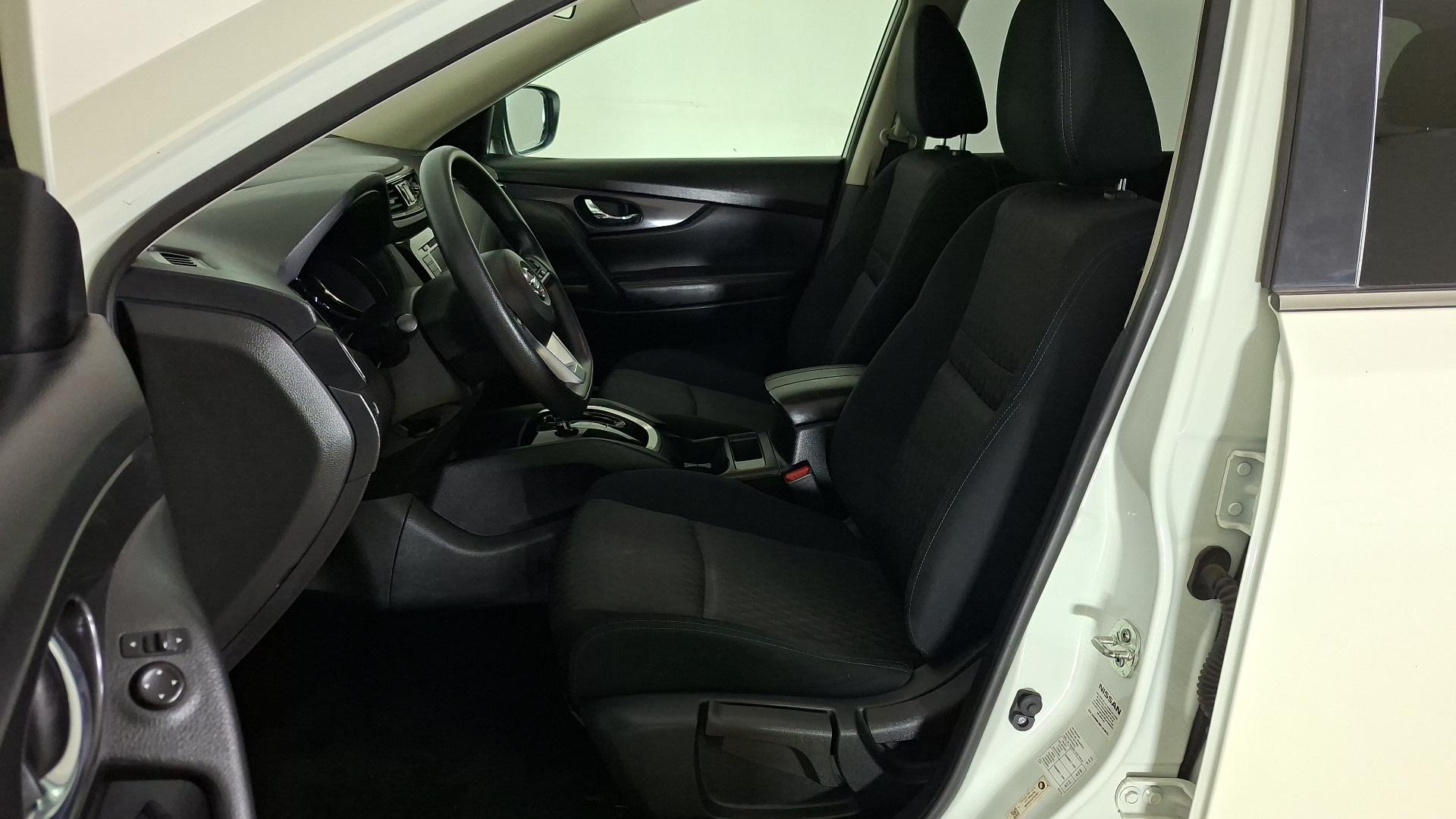 Nissan X-Trail — foto 14 de 17