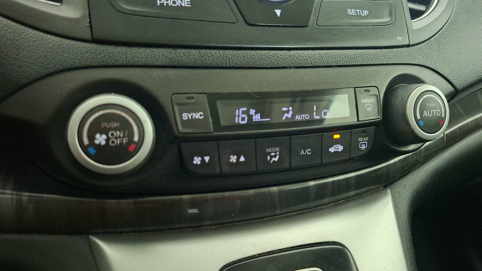 Honda CR-V — foto 15 de 17