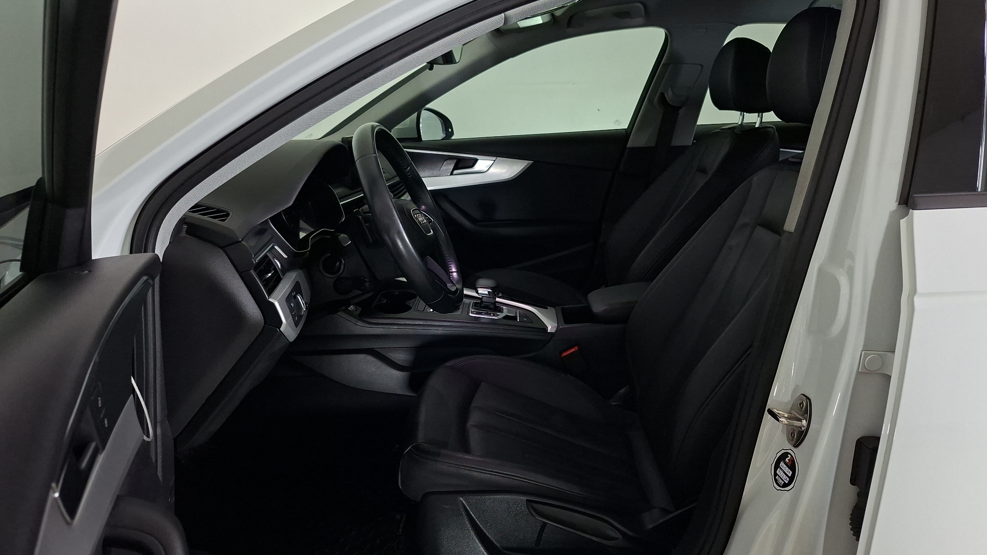 Audi A4 — foto 14 de 17