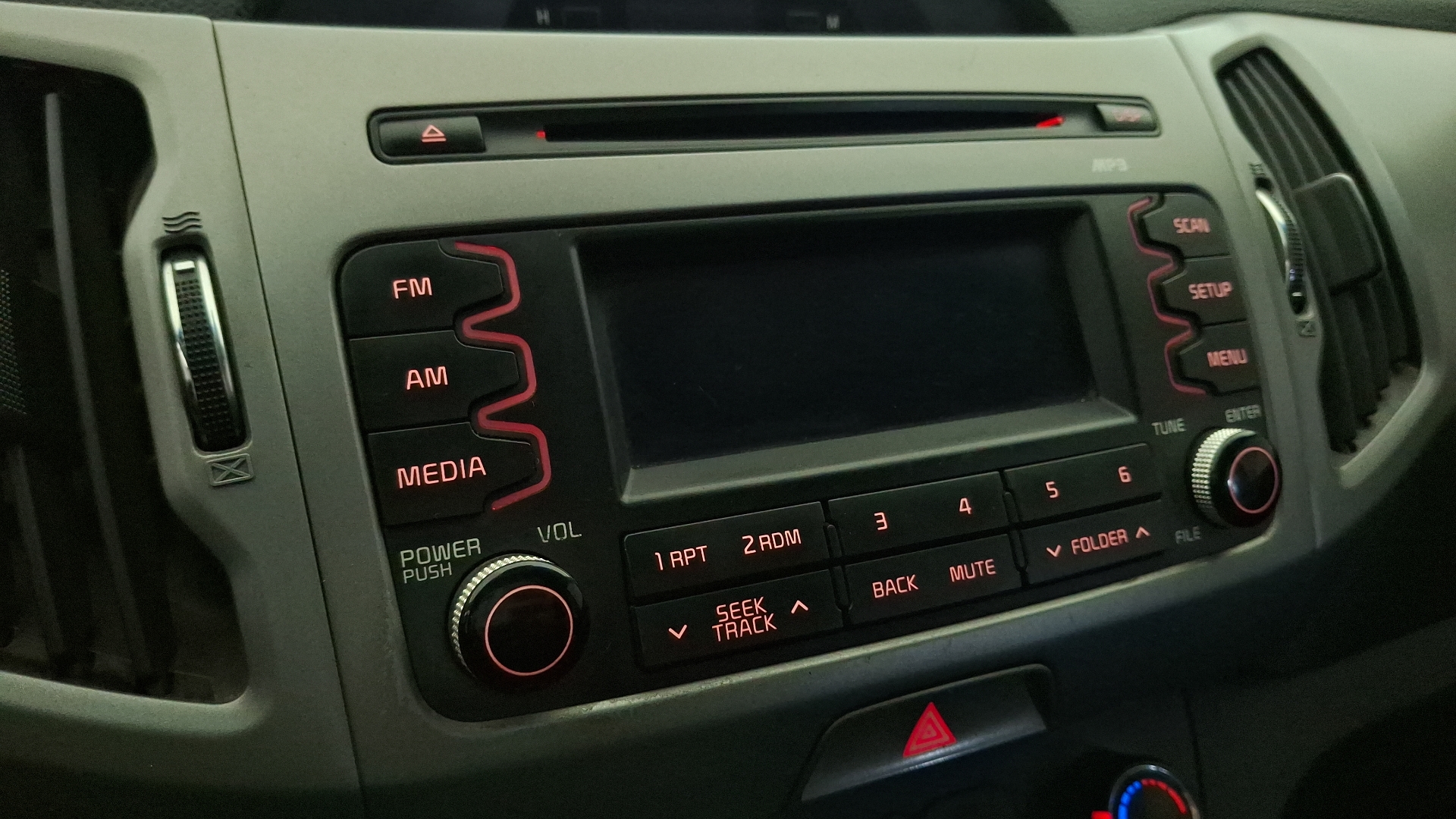 KIA Sportage — foto 10 de 15