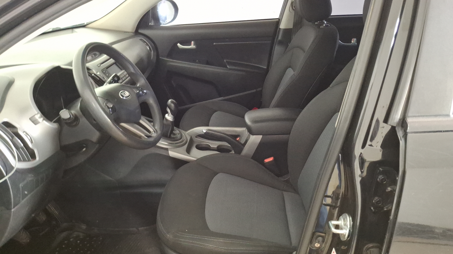 KIA Sportage — foto 12 de 15