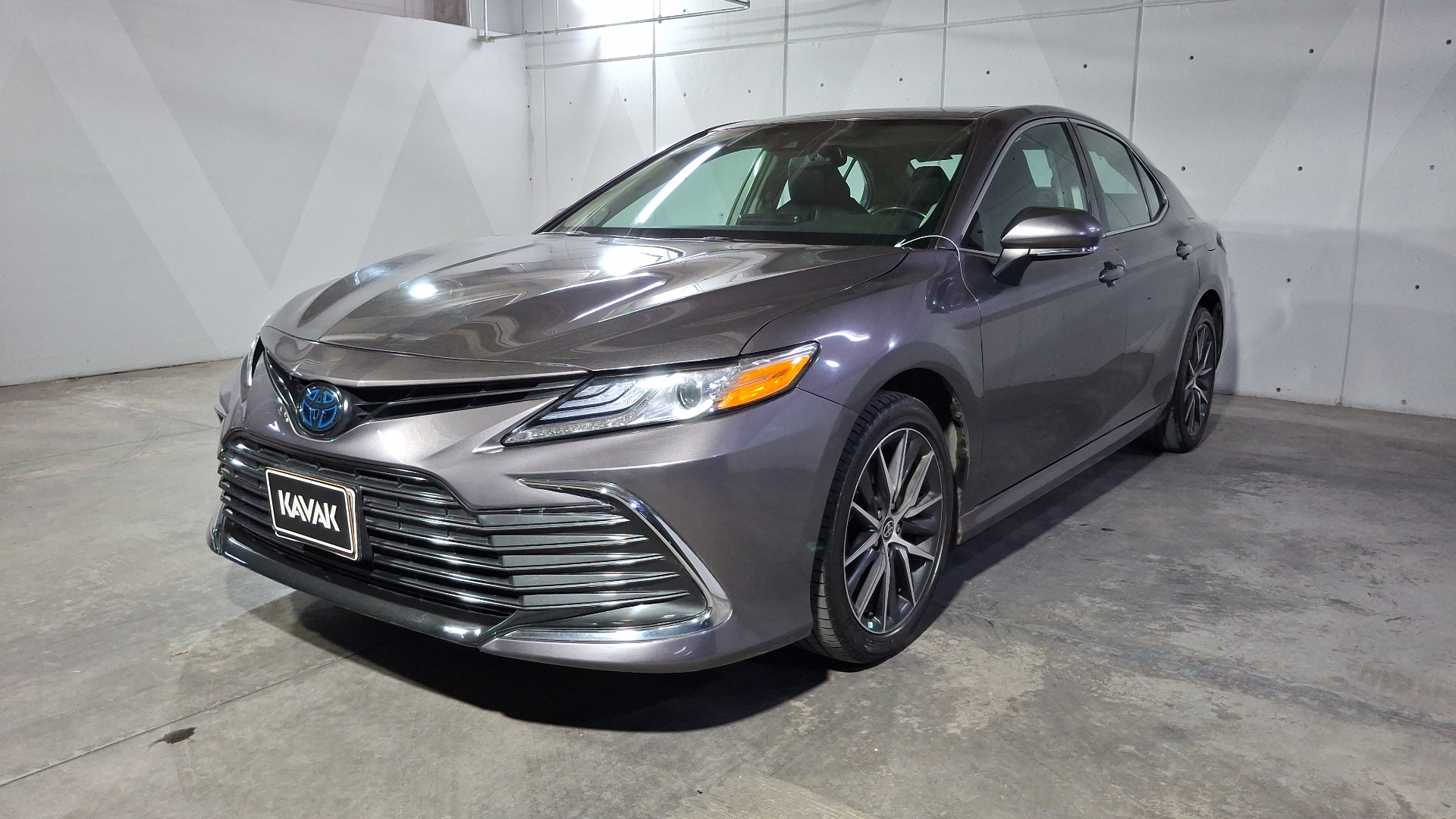 Toyota Camry 2023