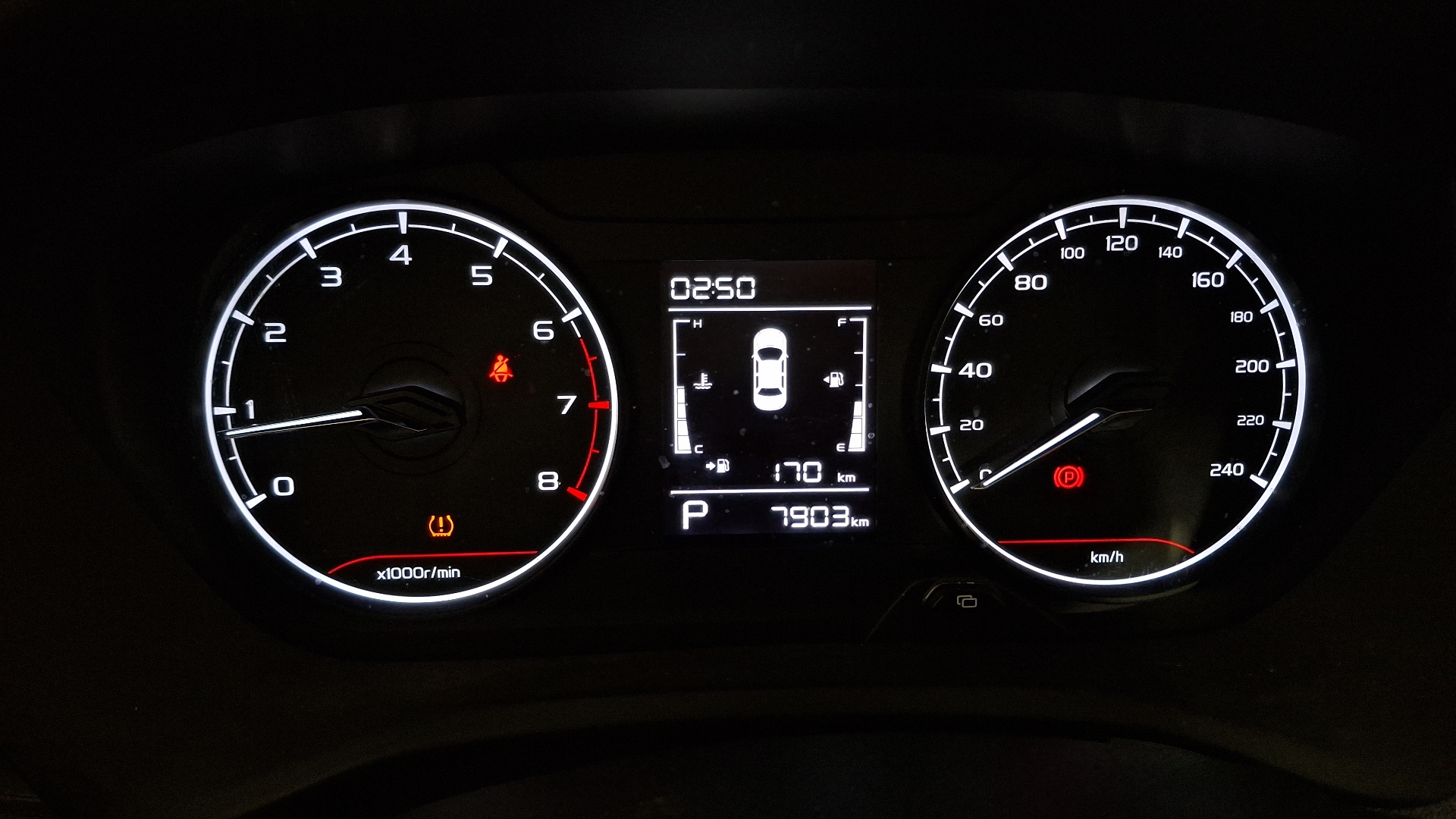 Geely Gx3 Pro — foto 9 de 17