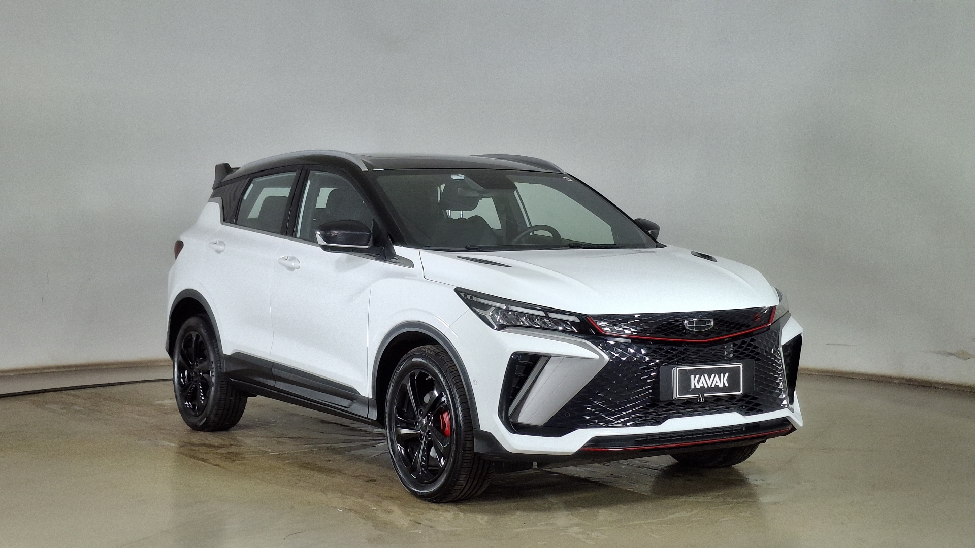 Geely Coolray — foto 3 de 17