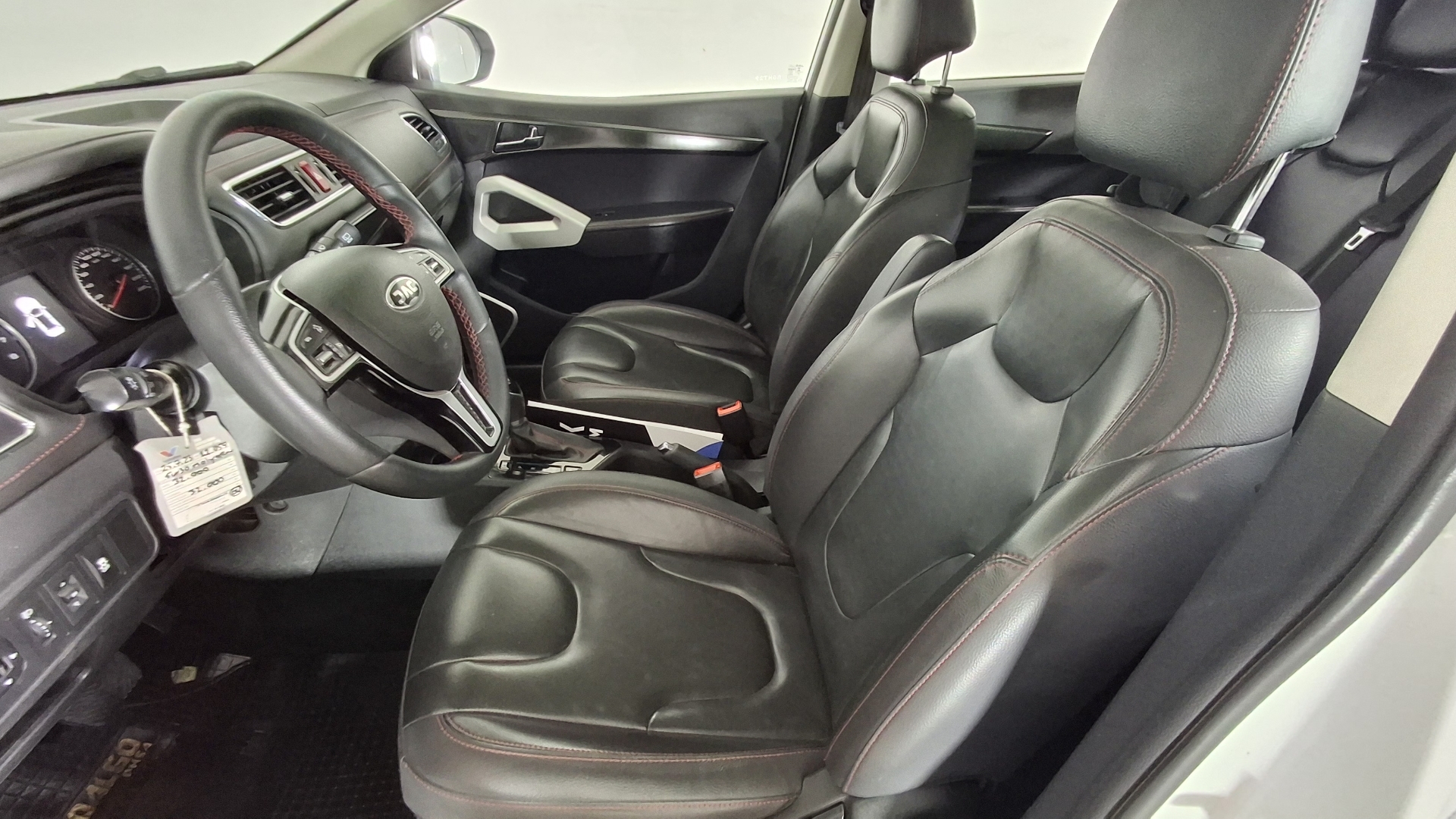 JAC Js2 — foto 13 de 16