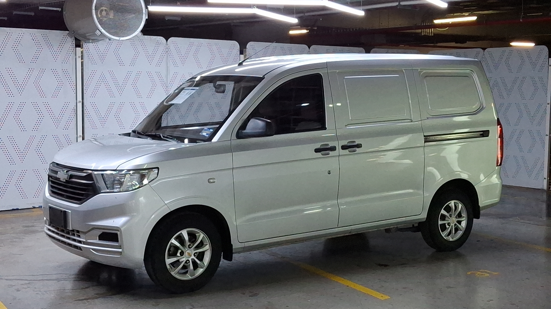 Chevrolet Tornado Van 2023