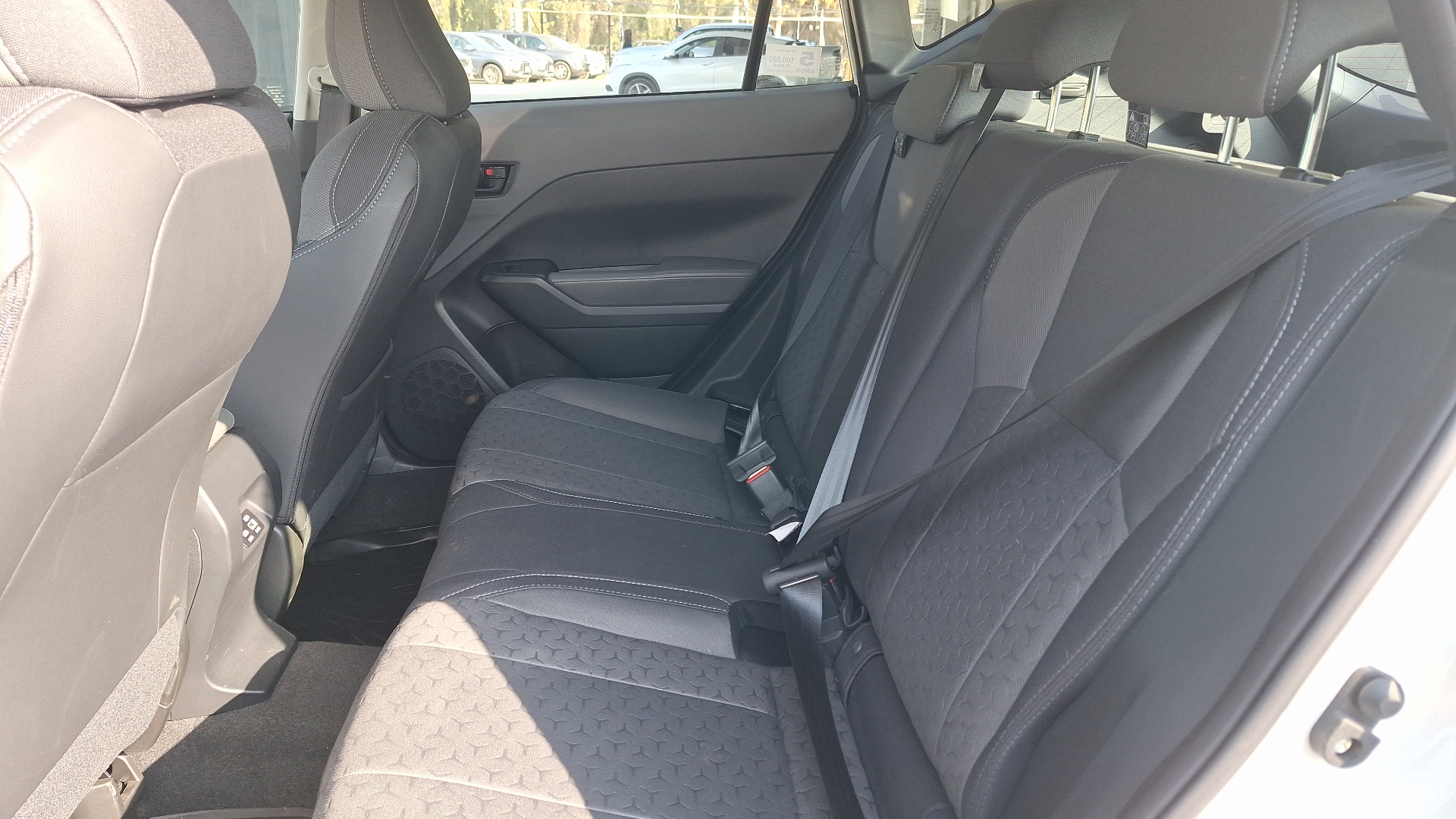 Subaru Crosstrek — foto 13 de 15