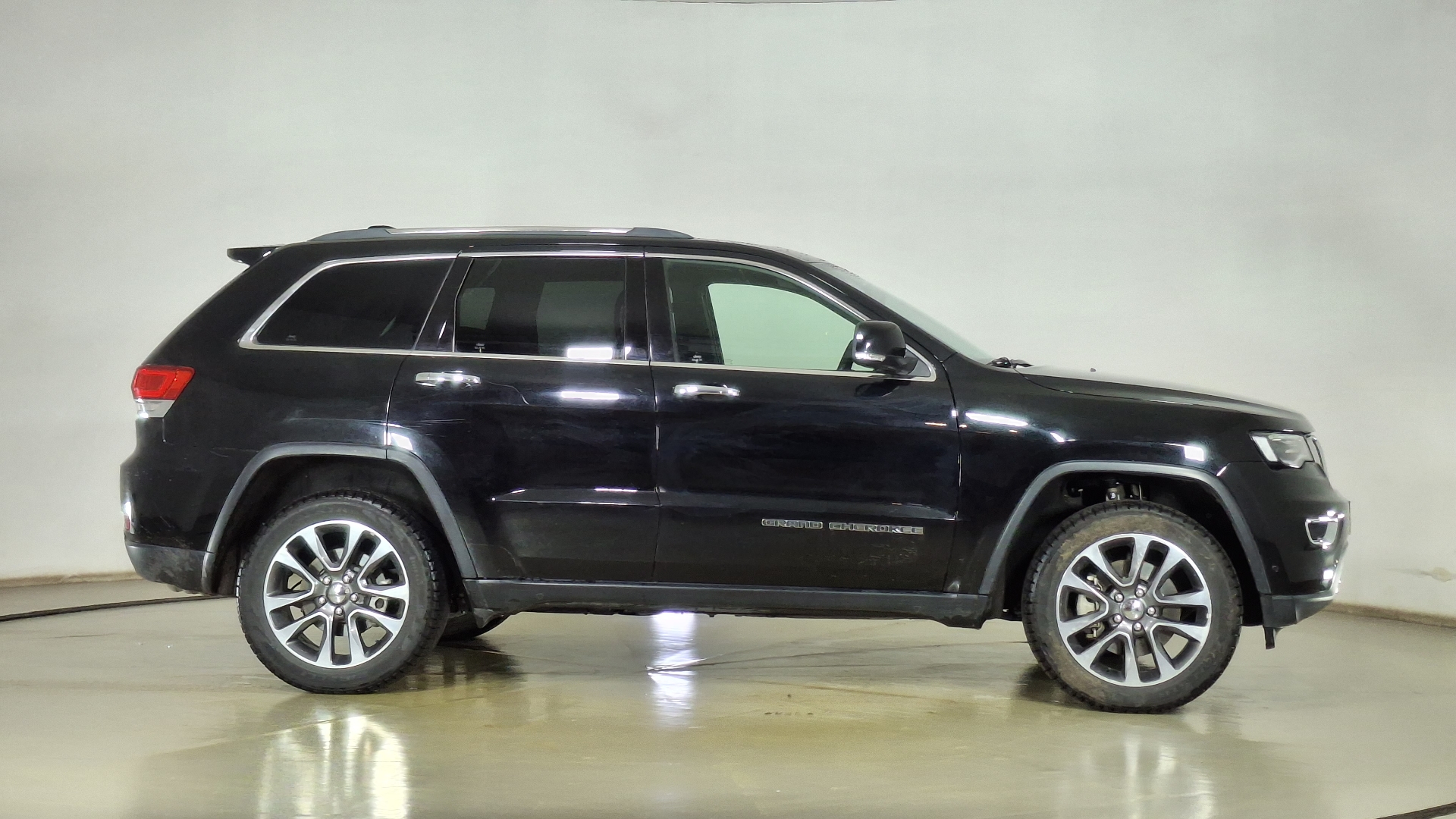 Jeep Grand Cherokee — foto 4 de 17
