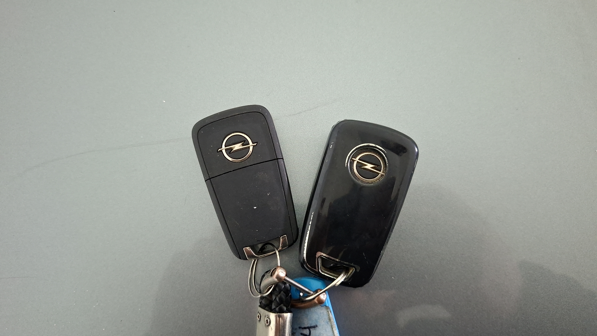 Opel Insignia — foto 16 de 16