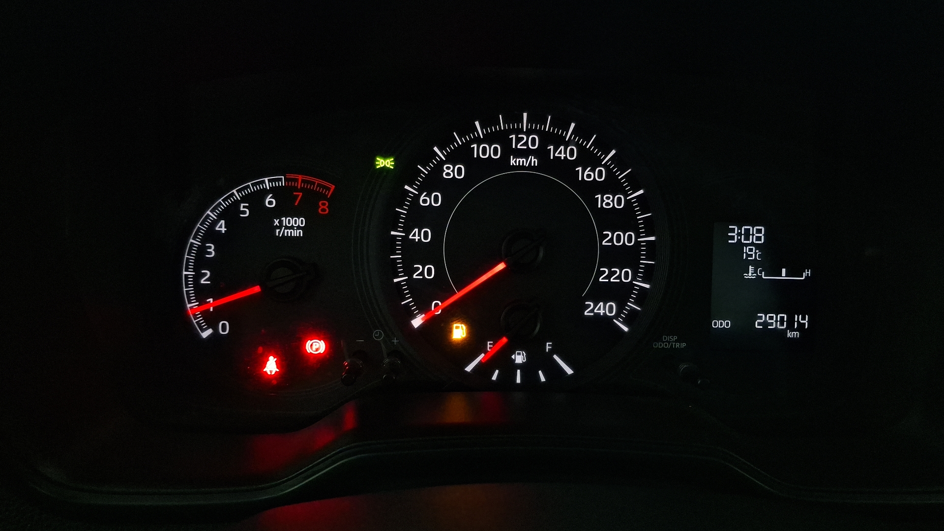 Toyota Corolla — foto 9 de 16