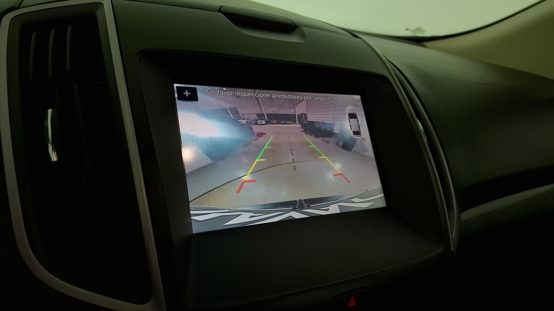 Ford Edge — foto 12 de 17