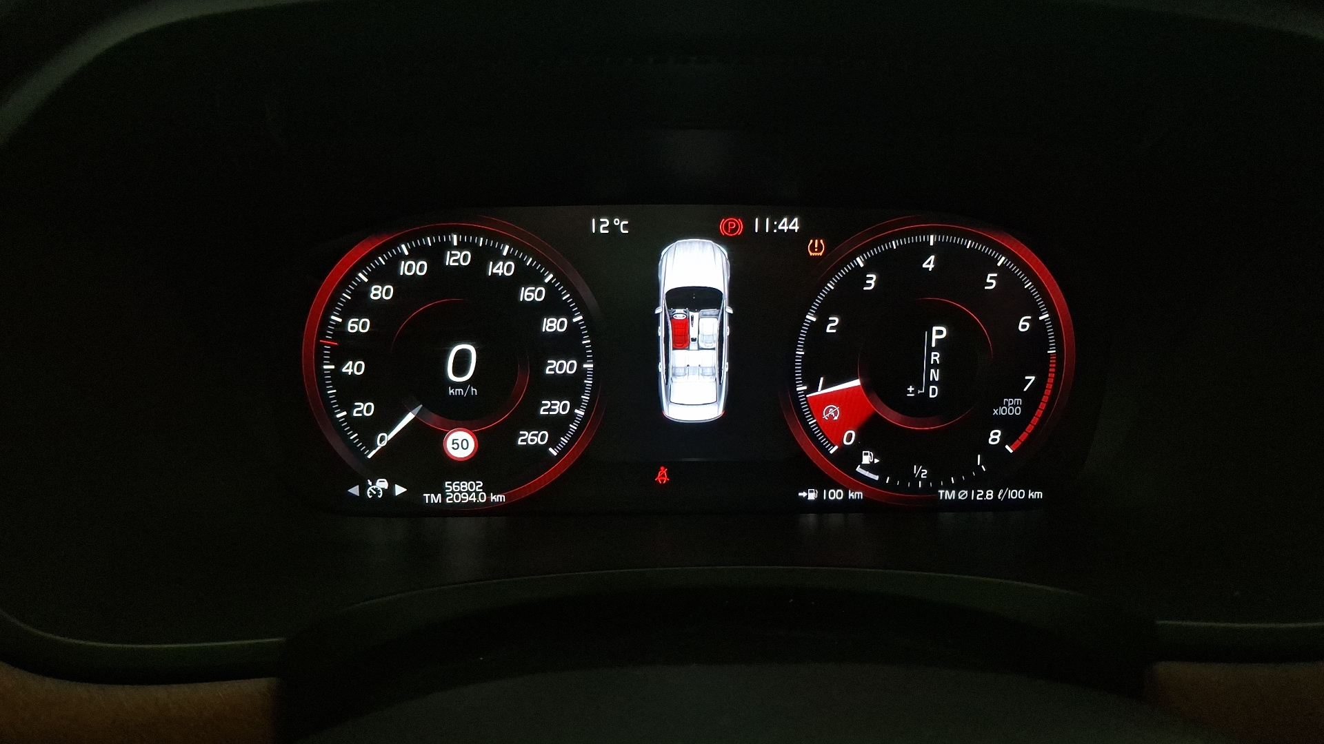 Volvo S90 — foto 9 de 17