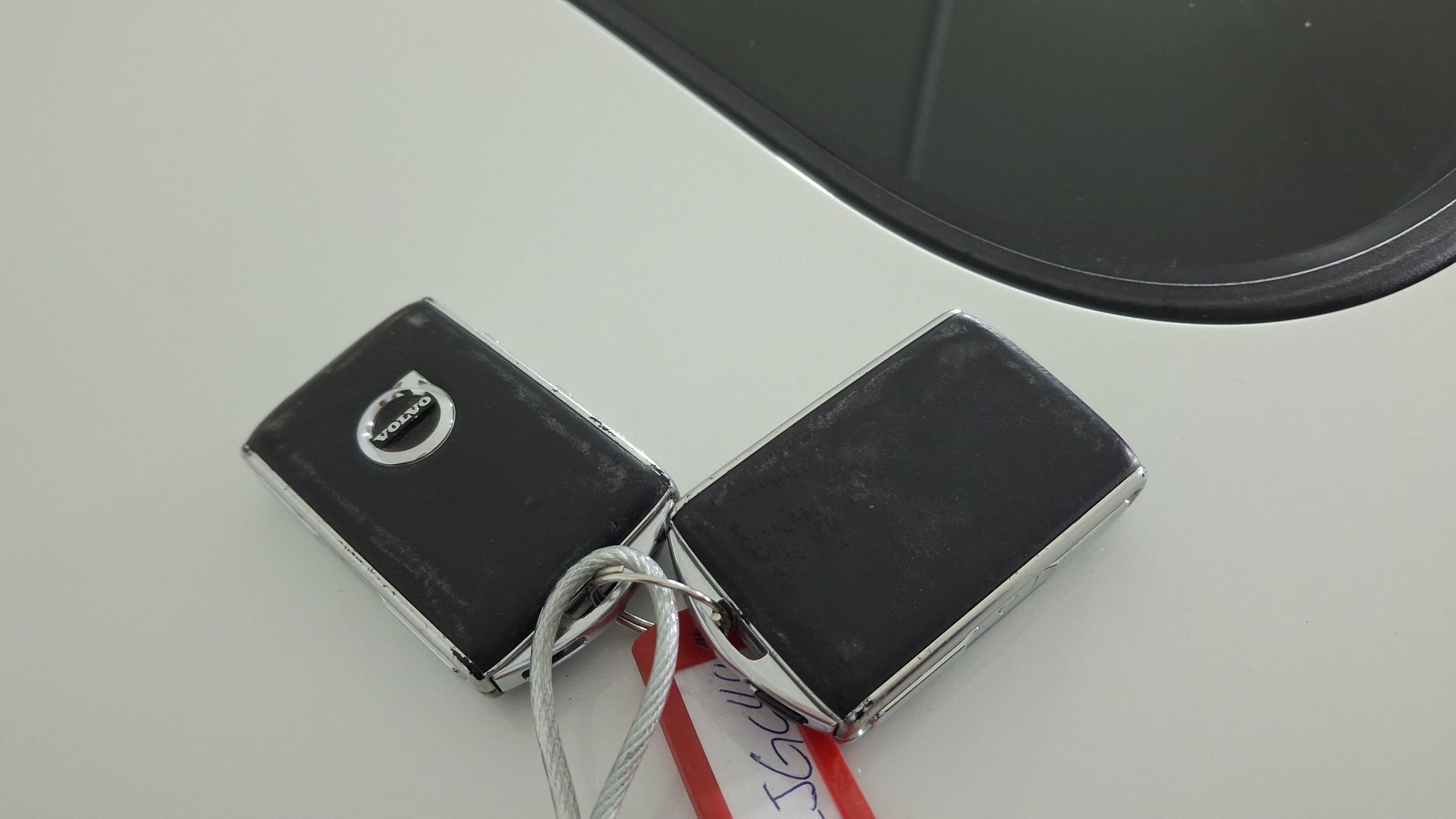 Volvo S90 — foto 17 de 17