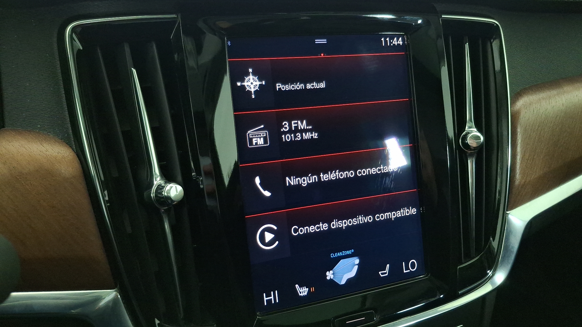 Volvo S90 — foto 10 de 17