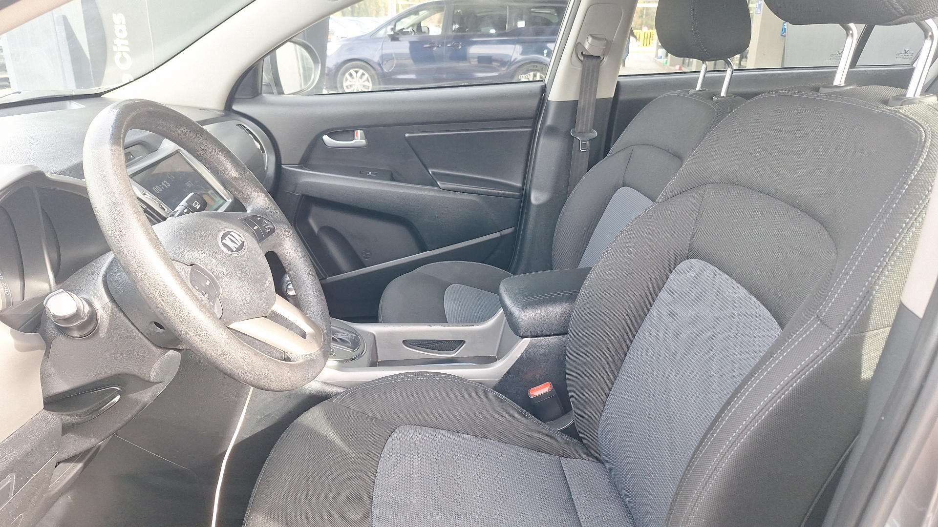 KIA Sportage — foto 14 de 15