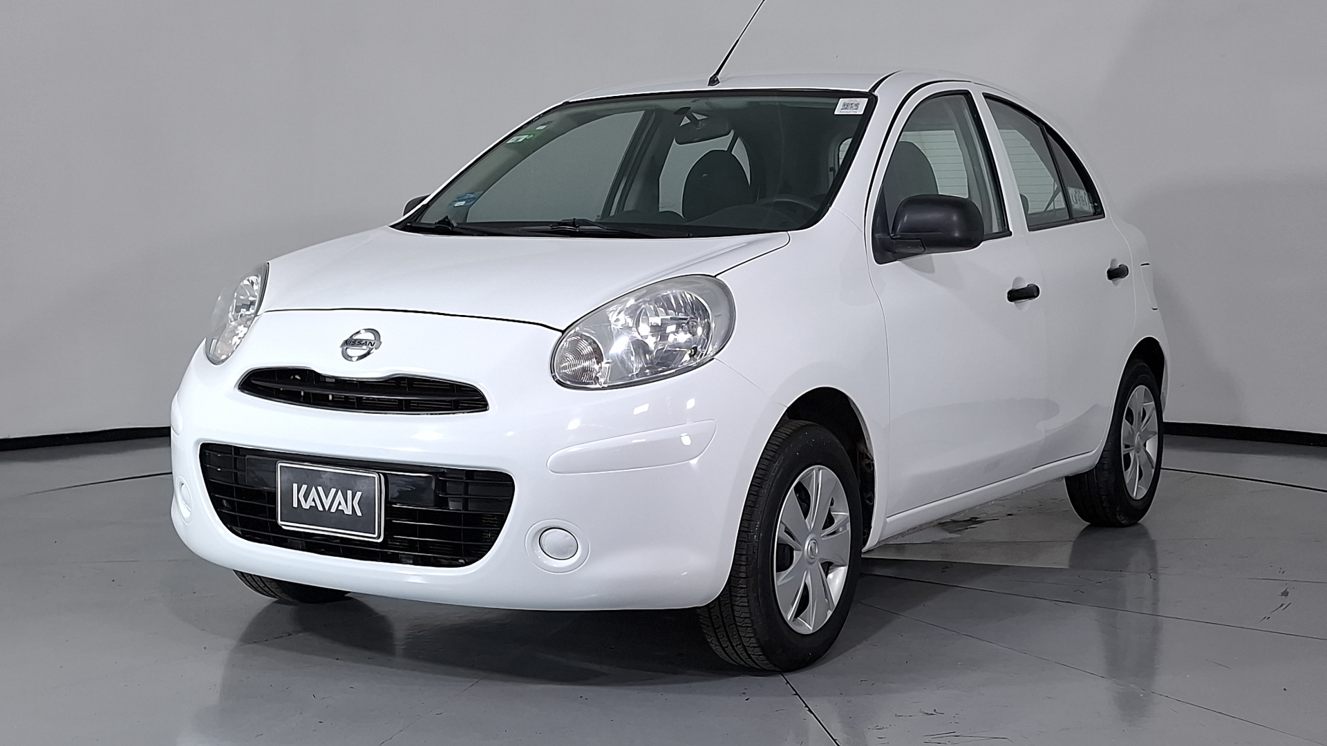 Nissan March 2020