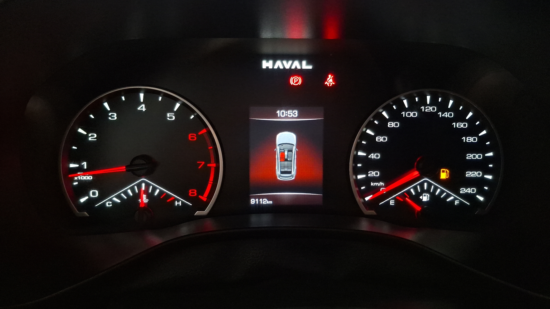 Great Wall Haval Jolion — foto 9 de 16