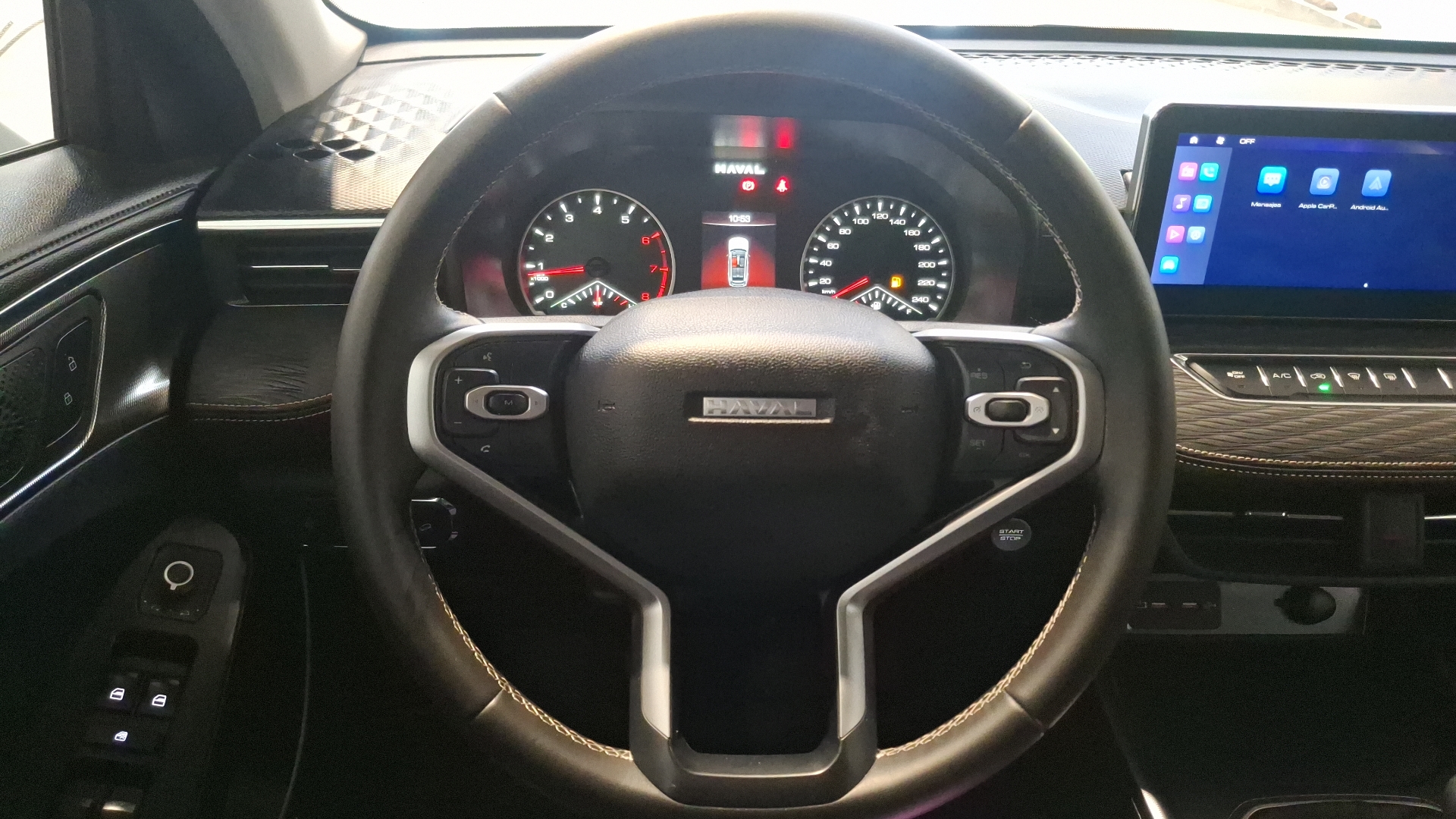 Great Wall Haval Jolion — foto 8 de 16