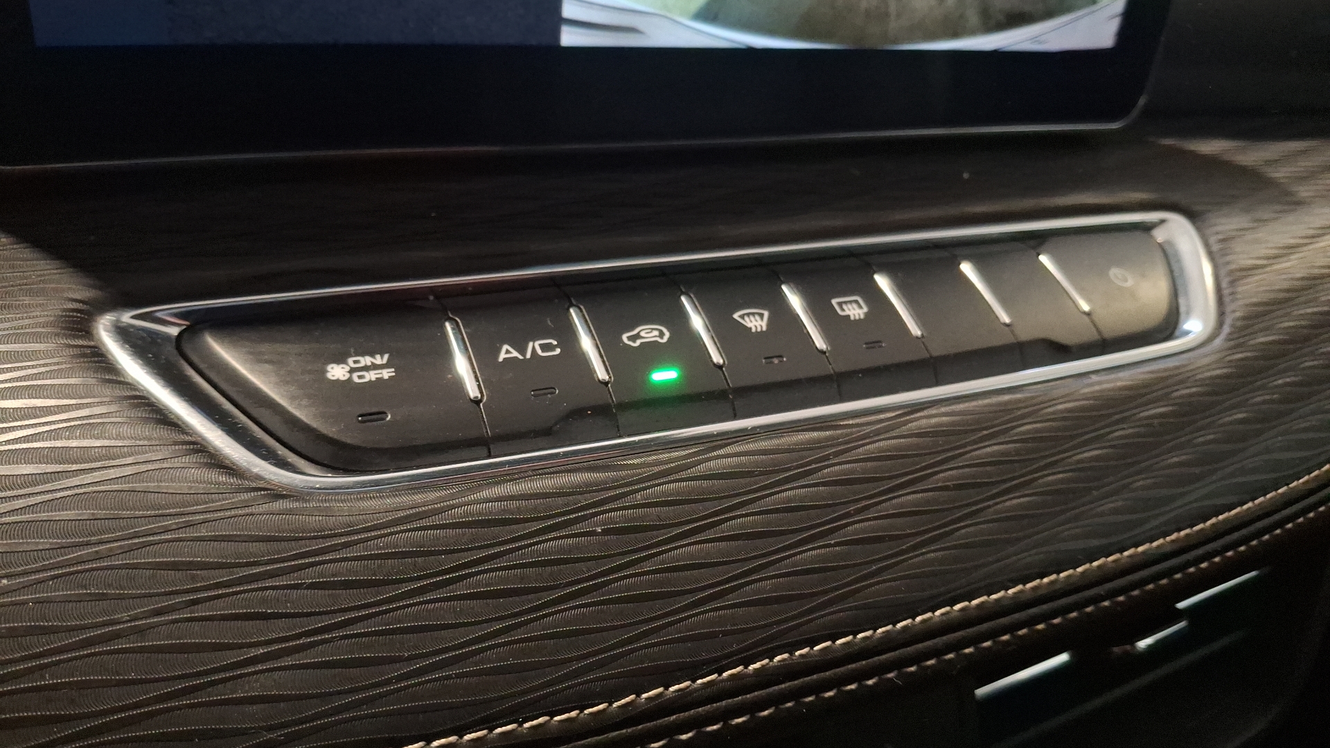 Great Wall Haval Jolion — foto 15 de 16