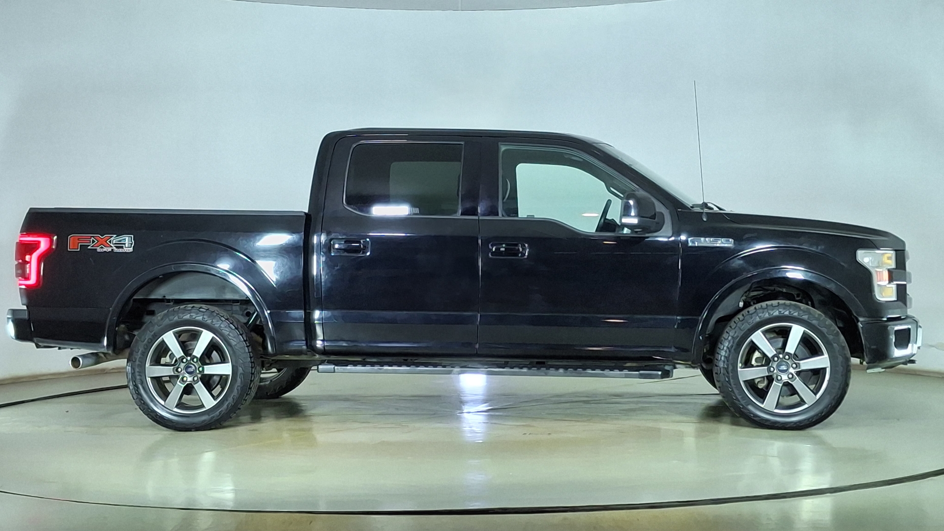 Ford F-150 — foto 4 de 16