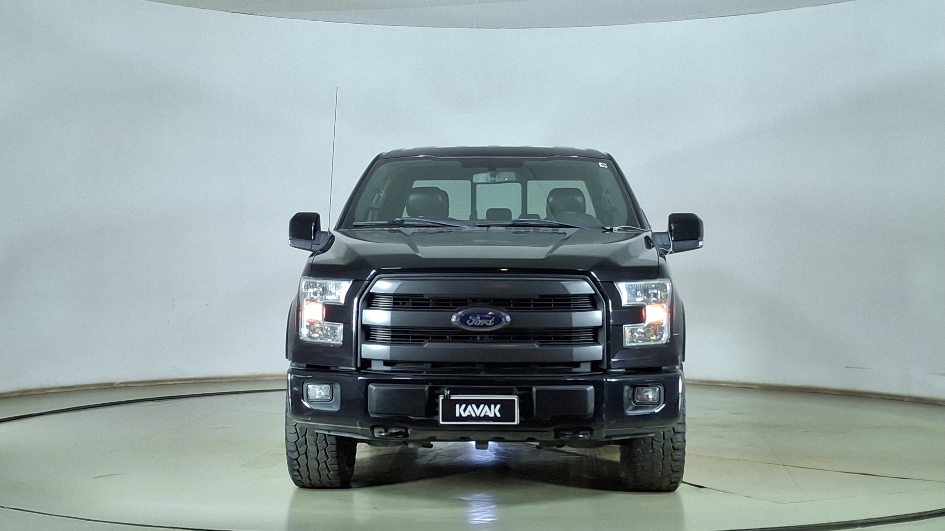 Ford F-150 — foto 2 de 16